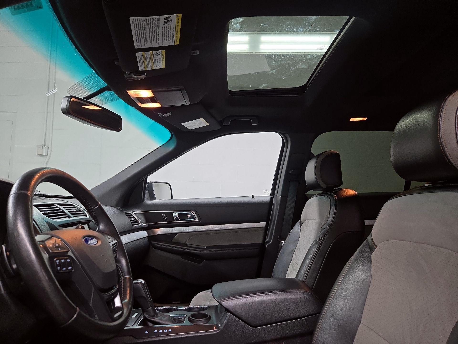 Thumbnail: 2017 Ford Explorer - 20