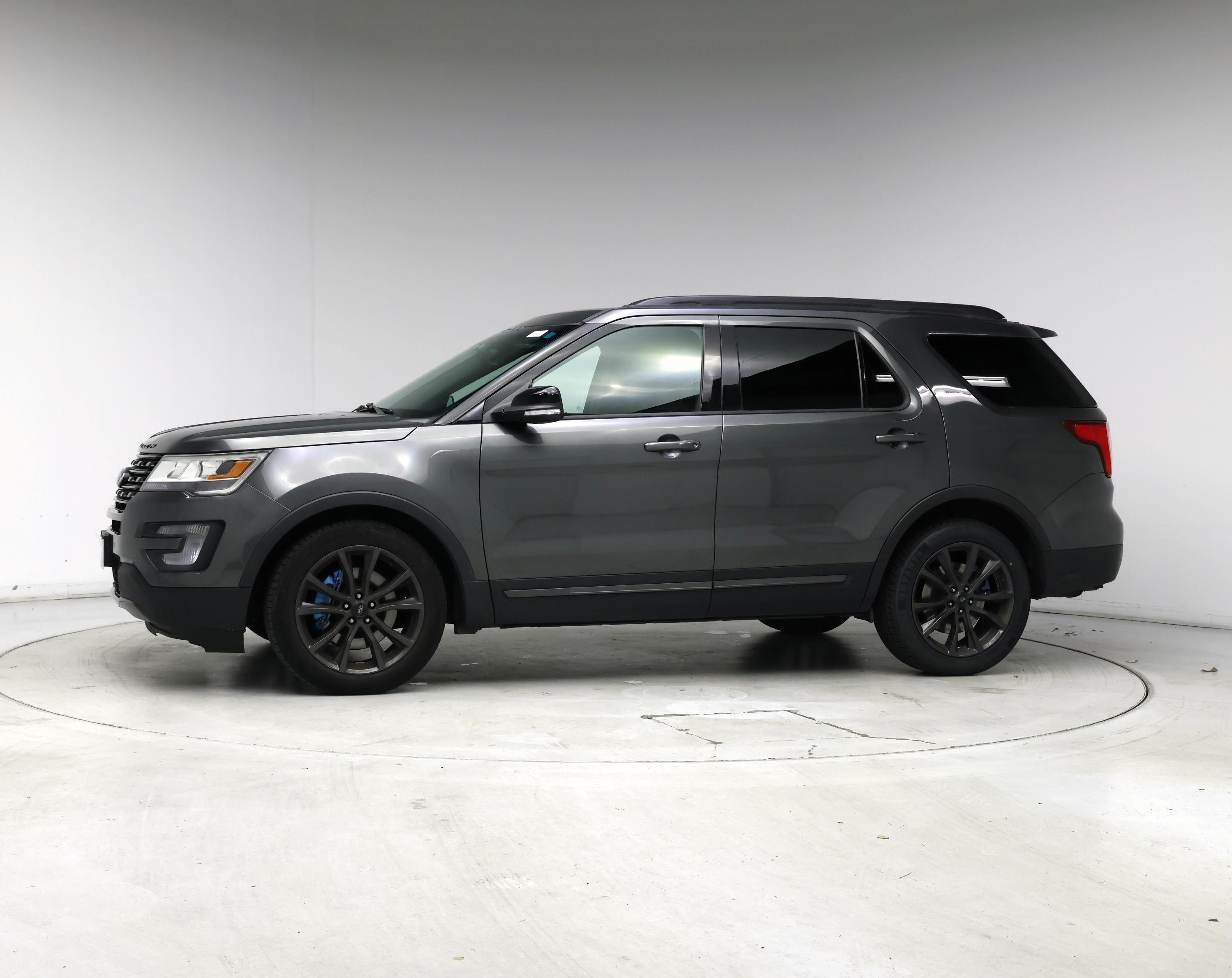 Thumbnail: 2017 Ford Explorer - 3