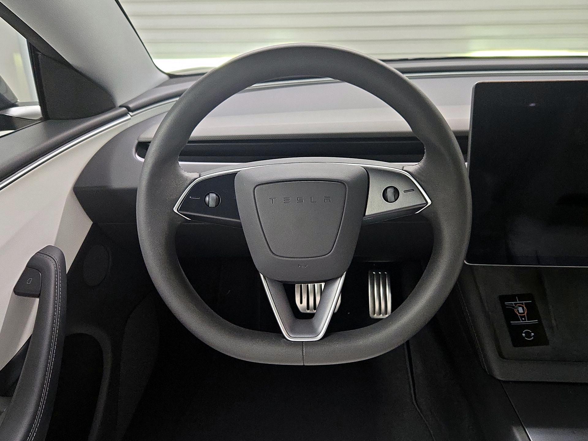 Thumbnail: 2024 Tesla Model 3 - 10