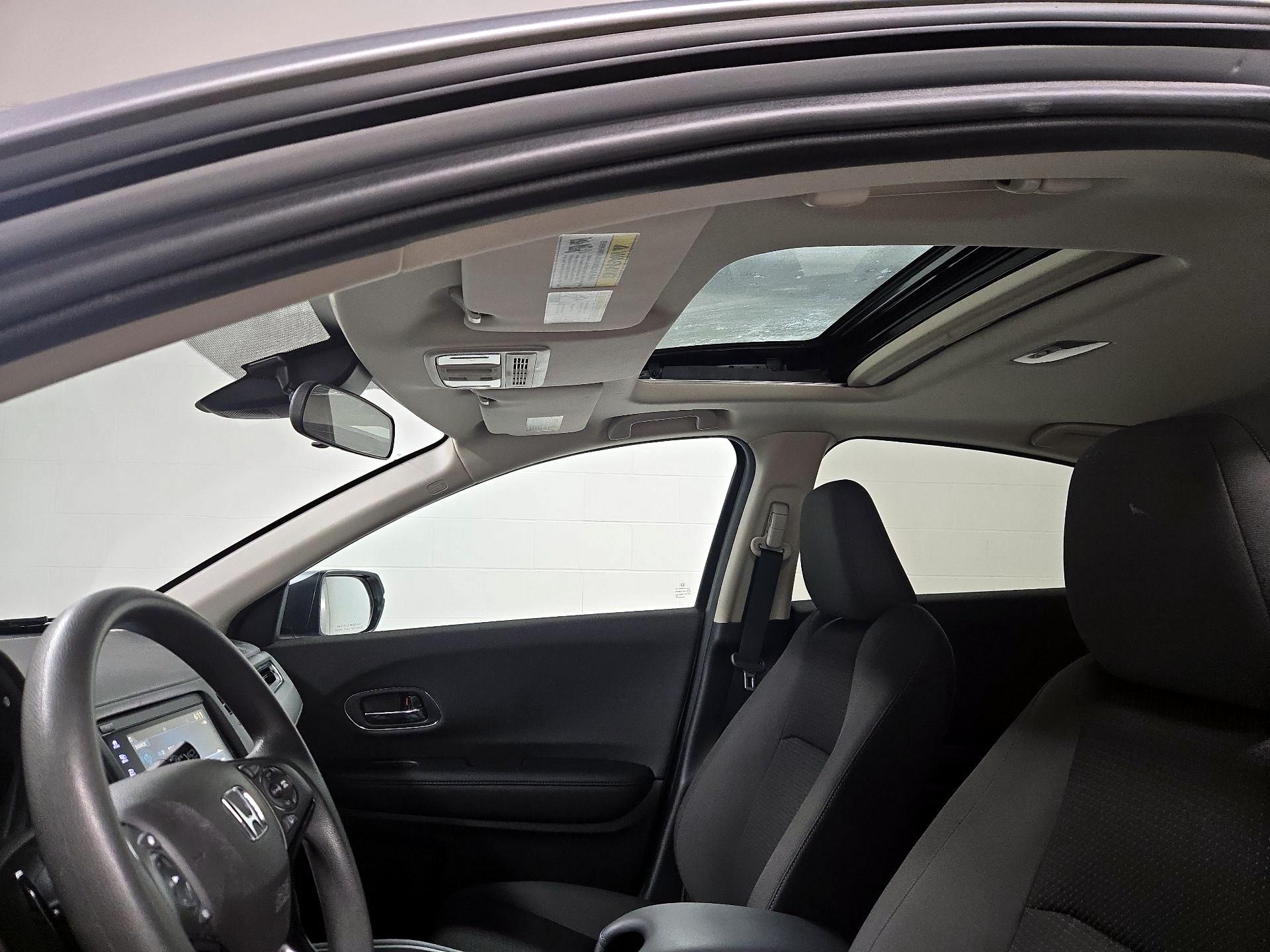 Thumbnail: 2022 Honda HR-V - 19