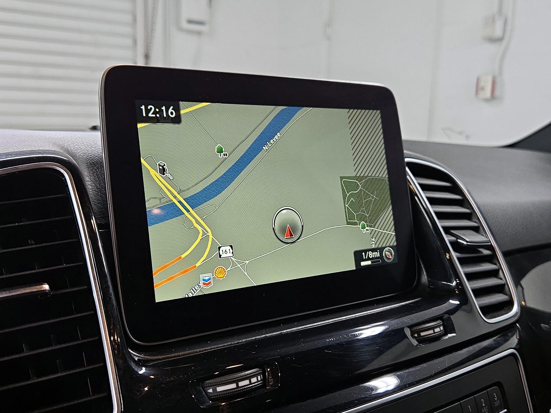 Thumbnail: 2016 Mercedes-Benz GLE - 14