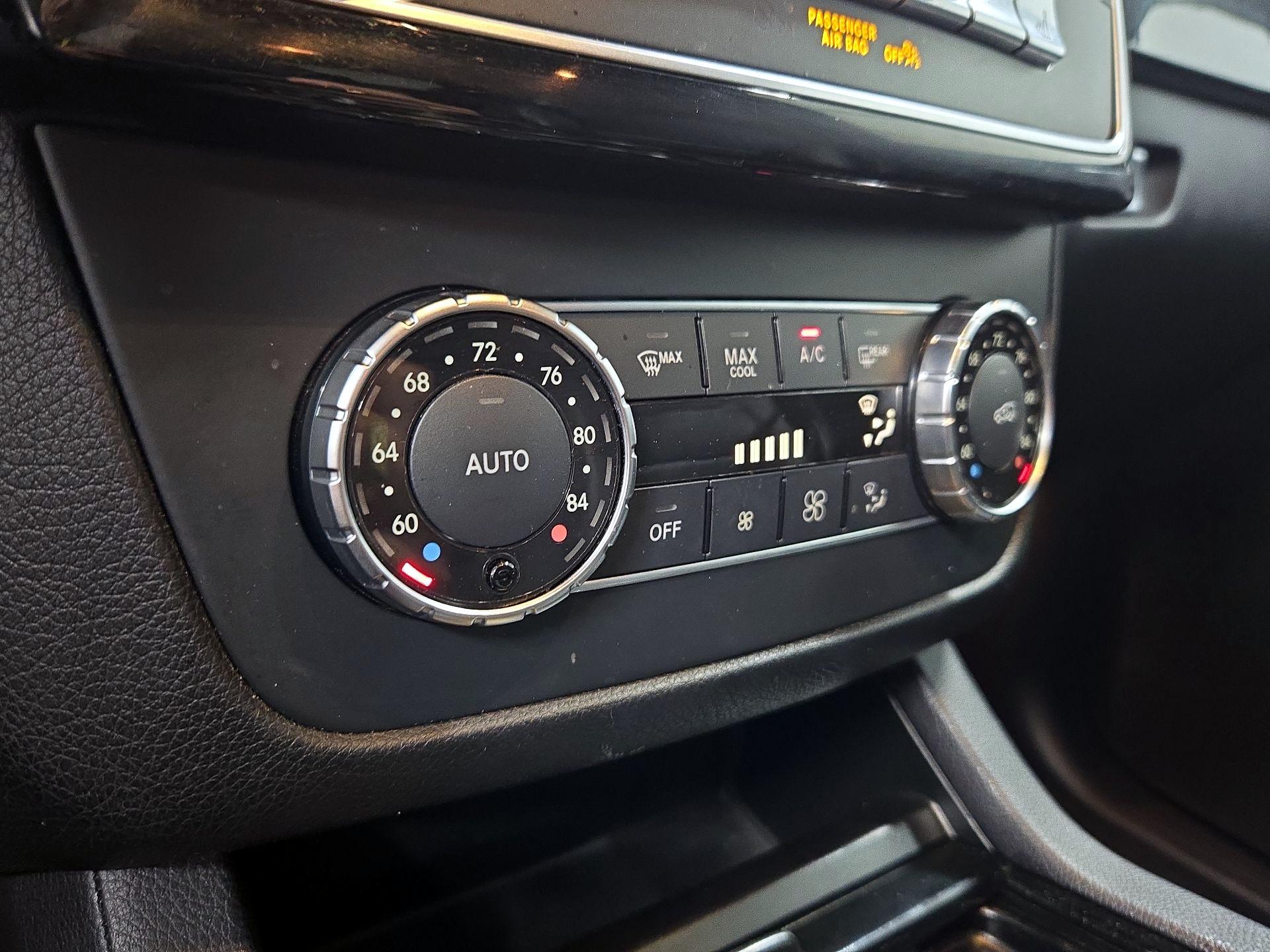 Thumbnail: 2016 Mercedes-Benz GLE - 17