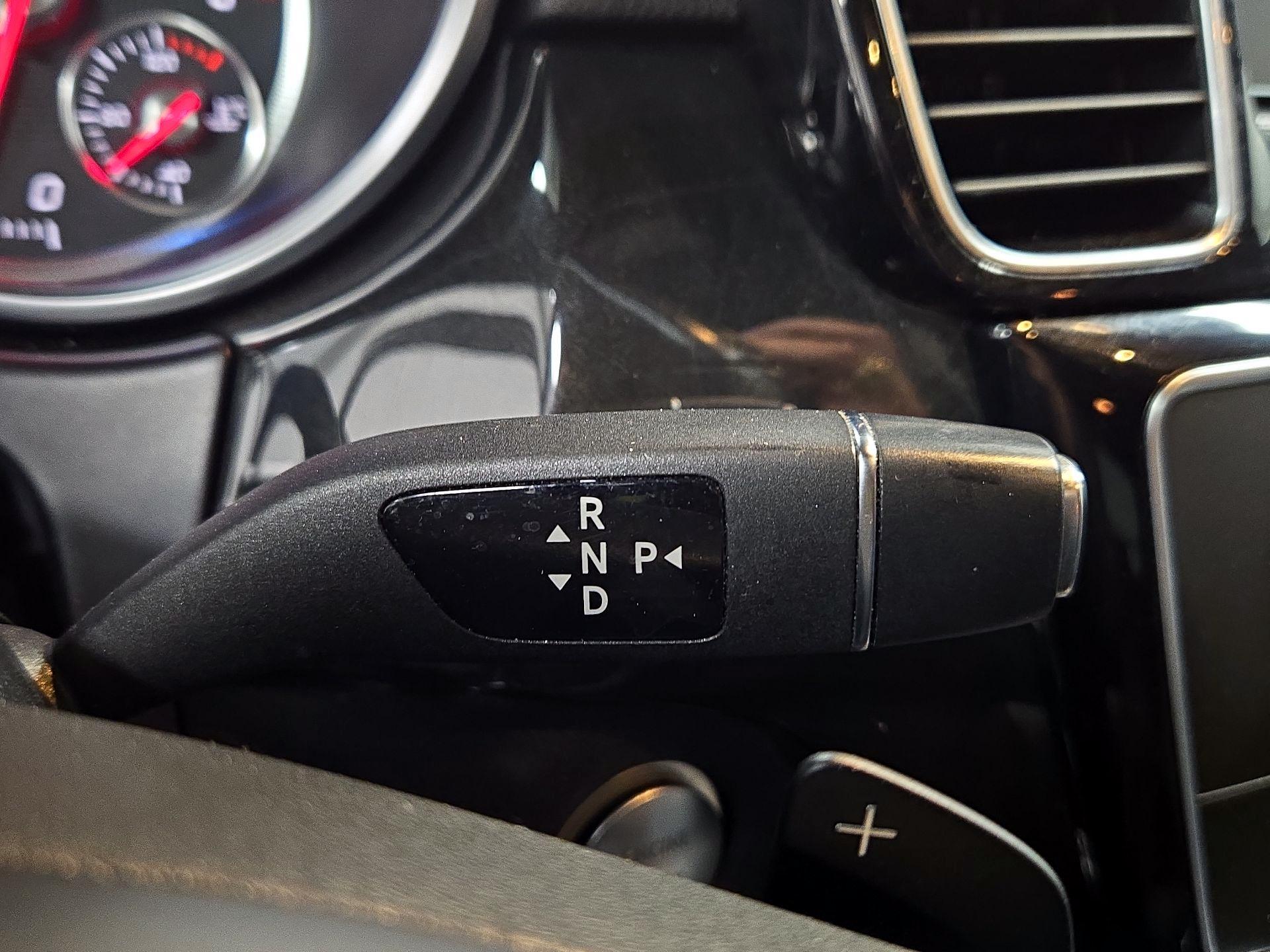 Thumbnail: 2016 Mercedes-Benz GLE - 18