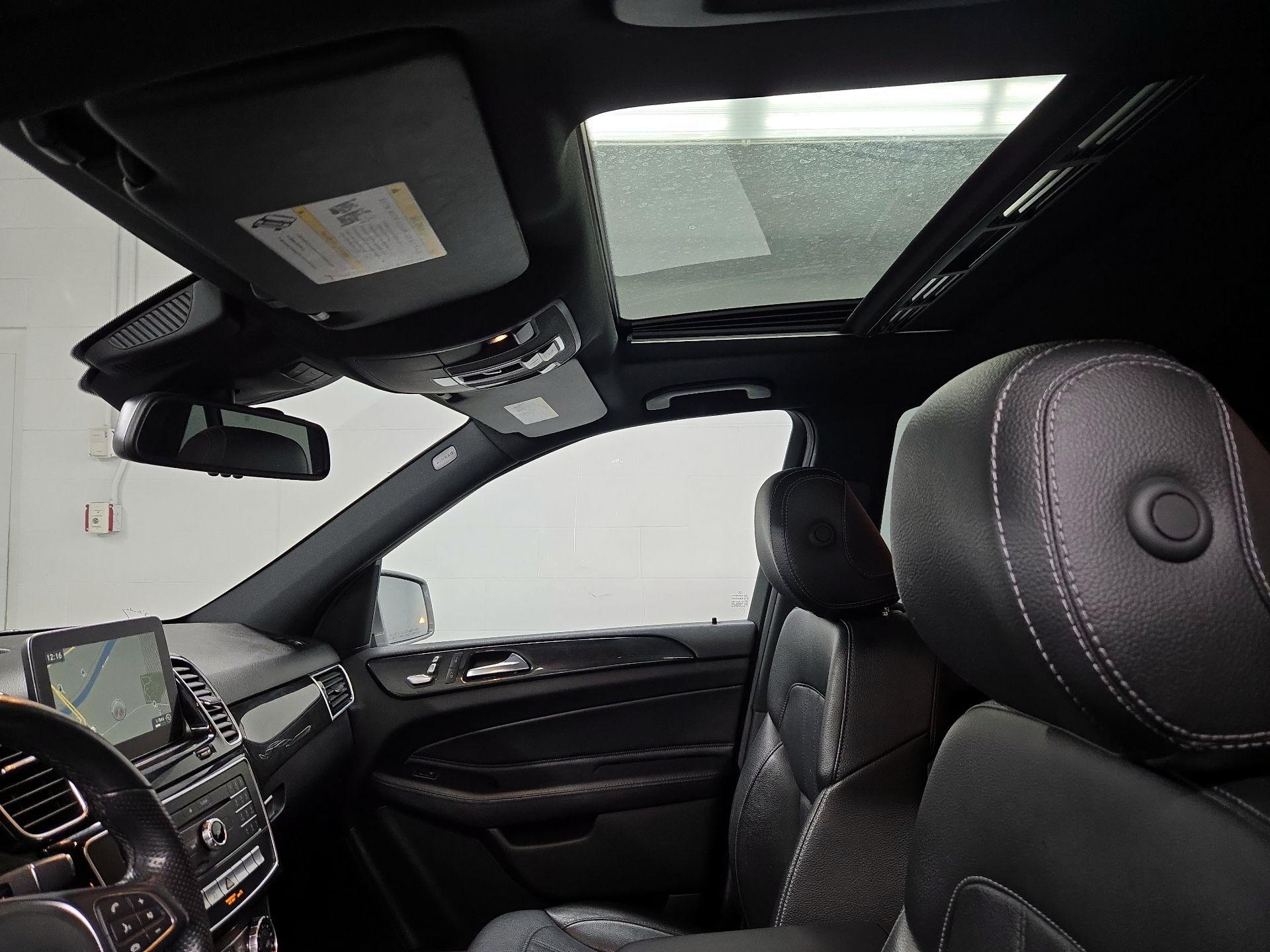 Thumbnail: 2016 Mercedes-Benz GLE - 20