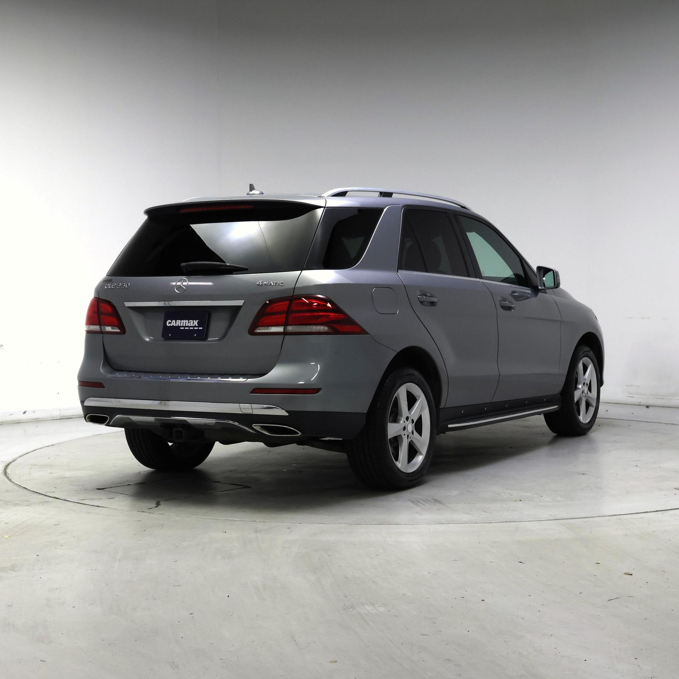 Thumbnail: 2016 Mercedes-Benz GLE - 8