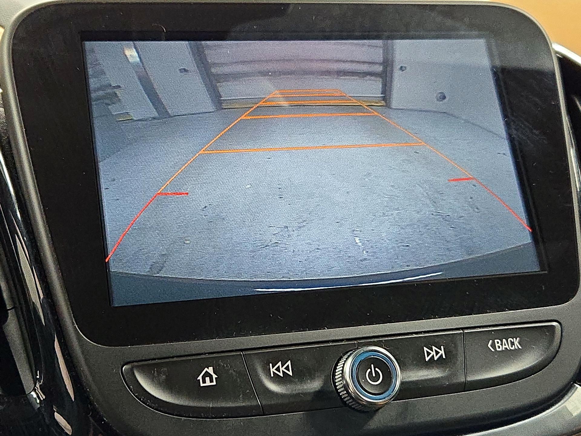 Thumbnail: 2017 Chevrolet Volt - 14