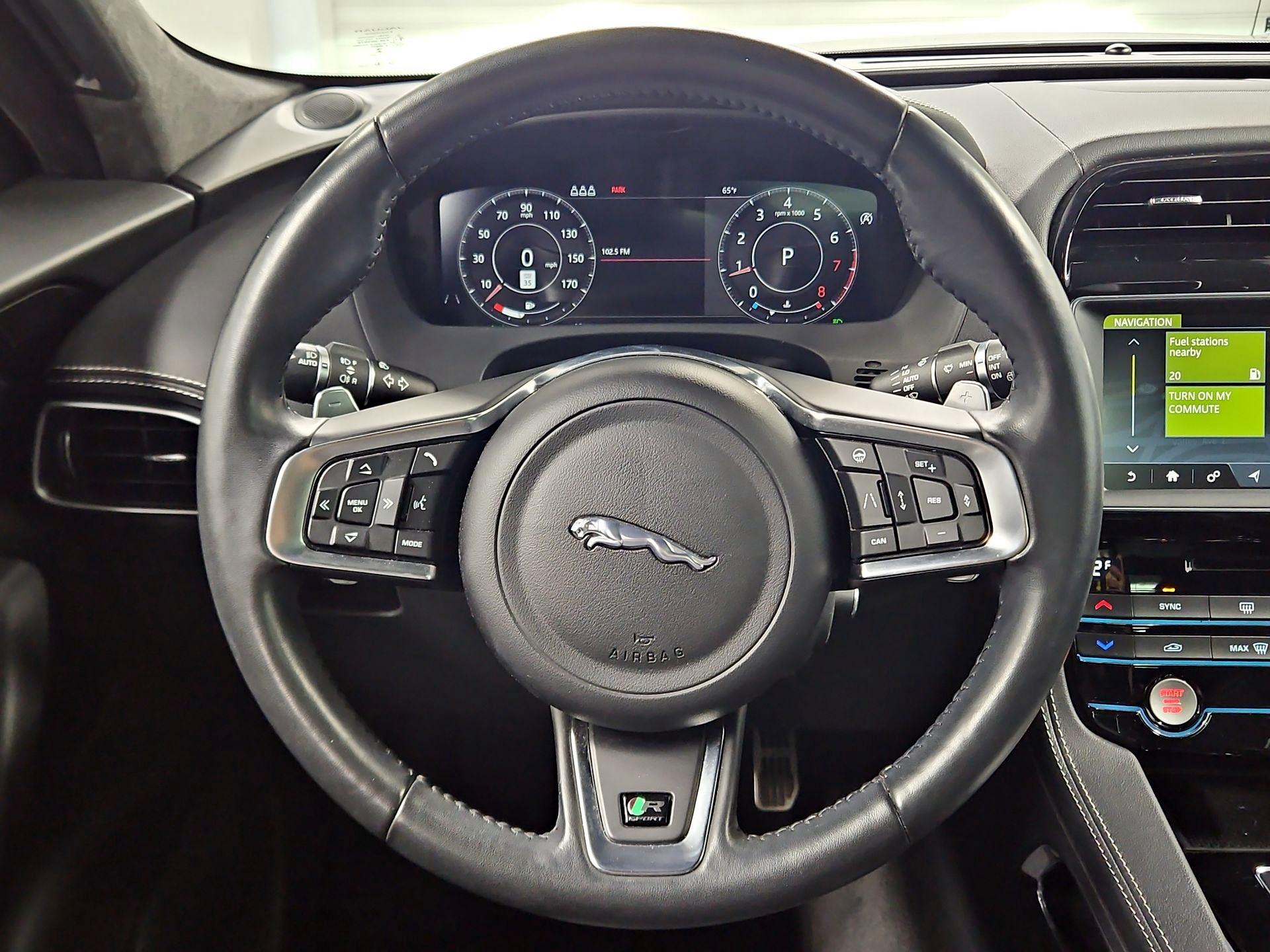 Thumbnail: 2019 Jaguar F-Pace - 10