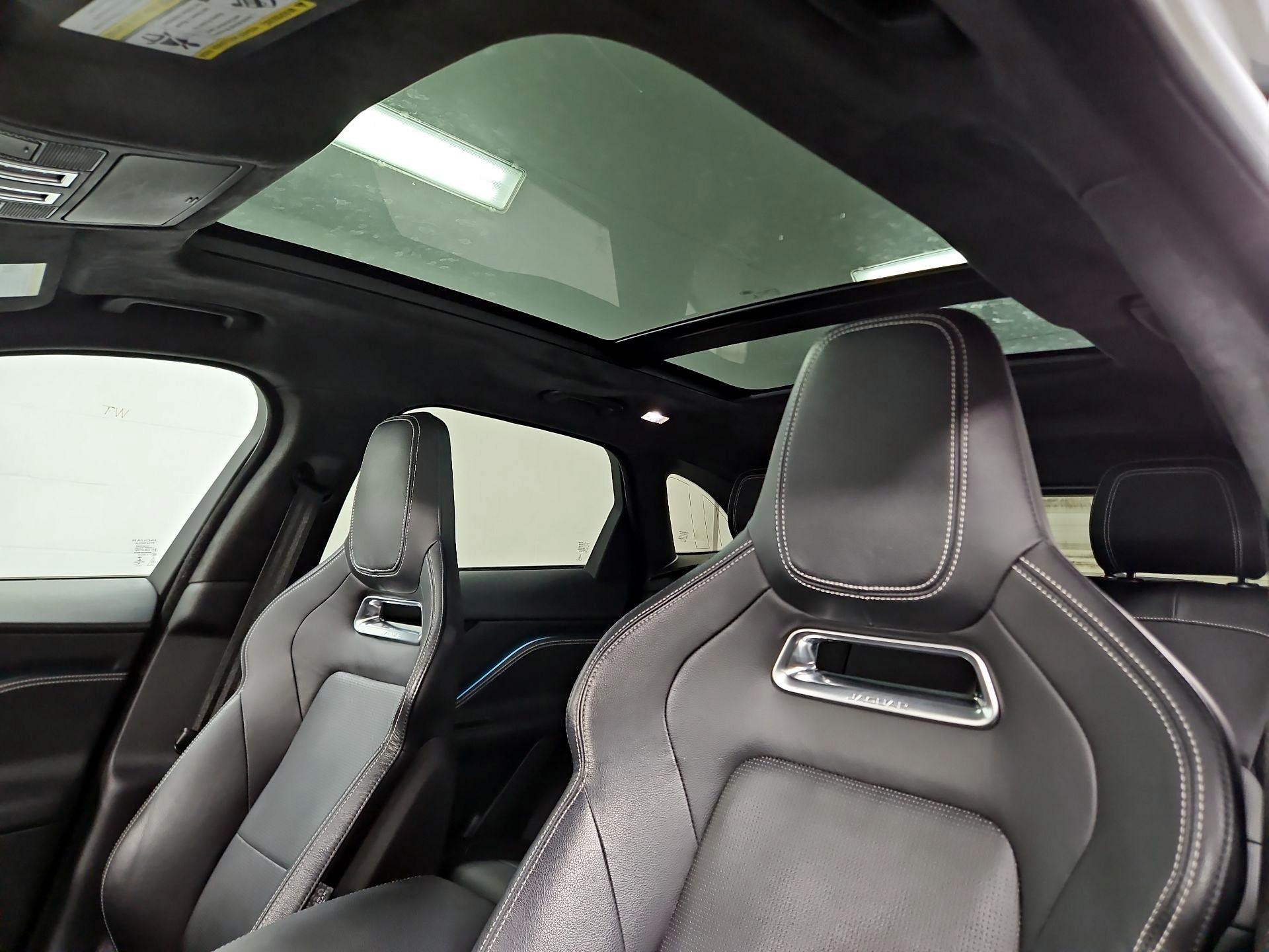 Thumbnail: 2019 Jaguar F-Pace - 20