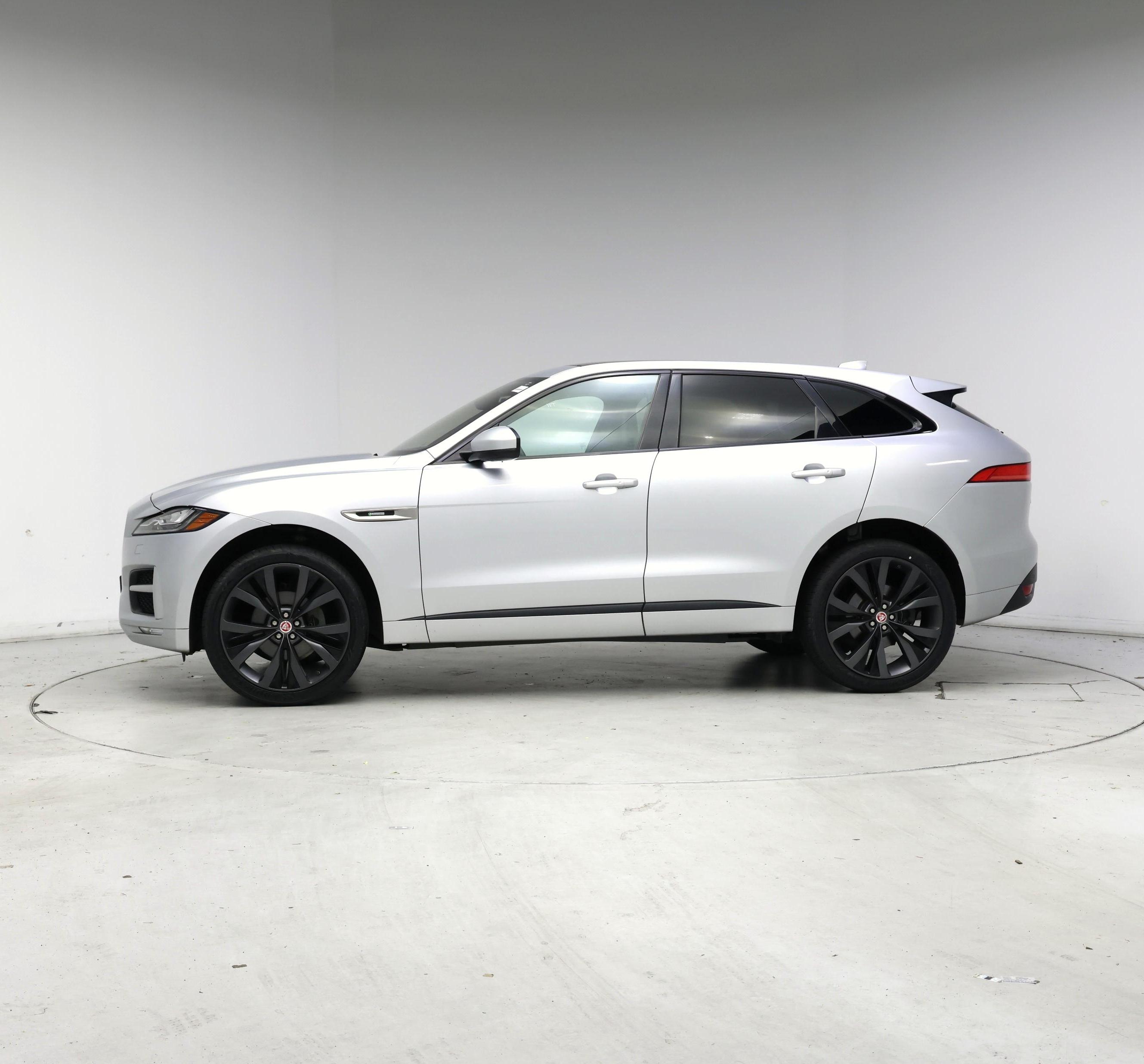 Thumbnail: 2019 Jaguar F-Pace - 3