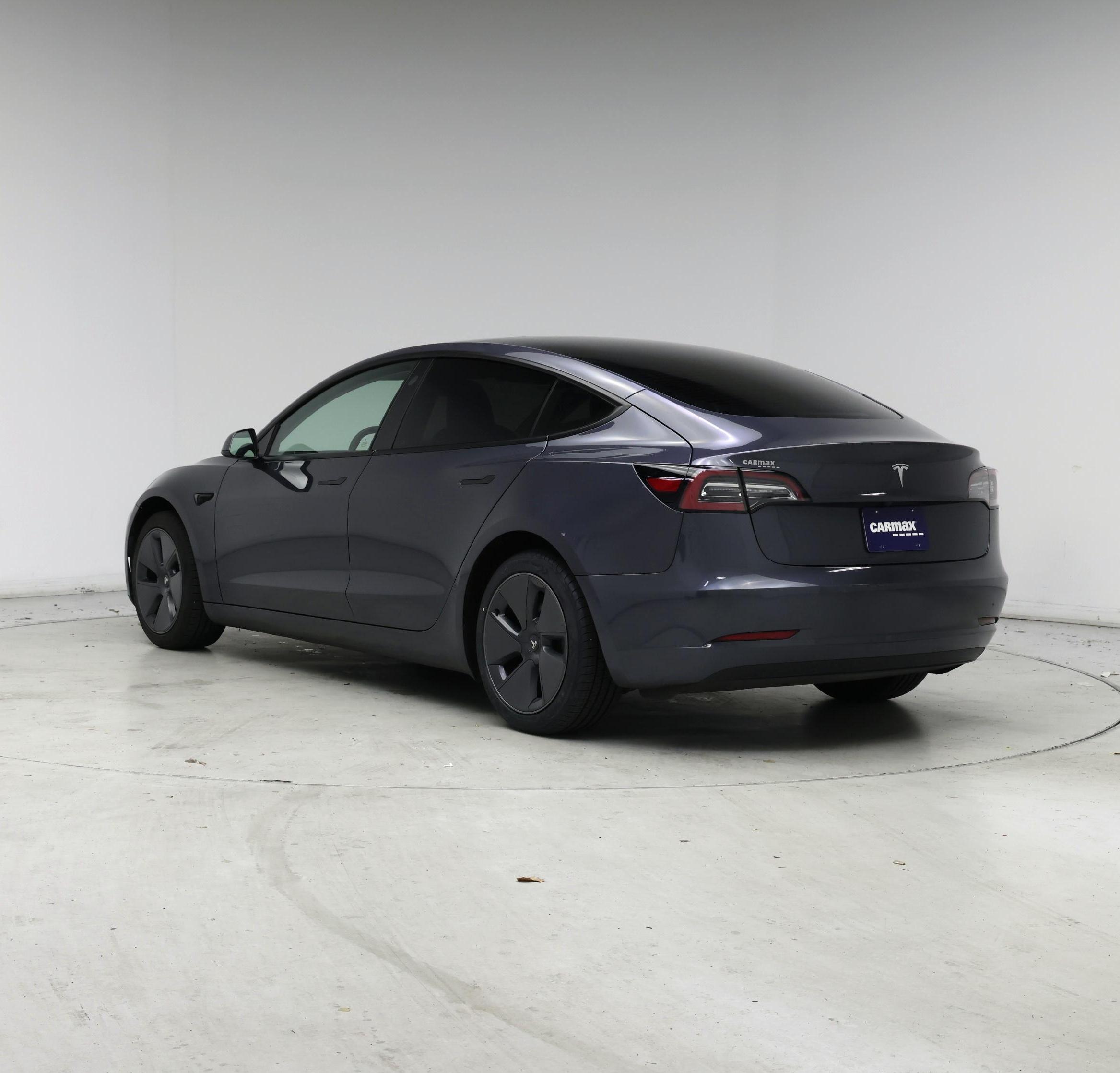 Thumbnail: 2022 Tesla Model 3 - 2