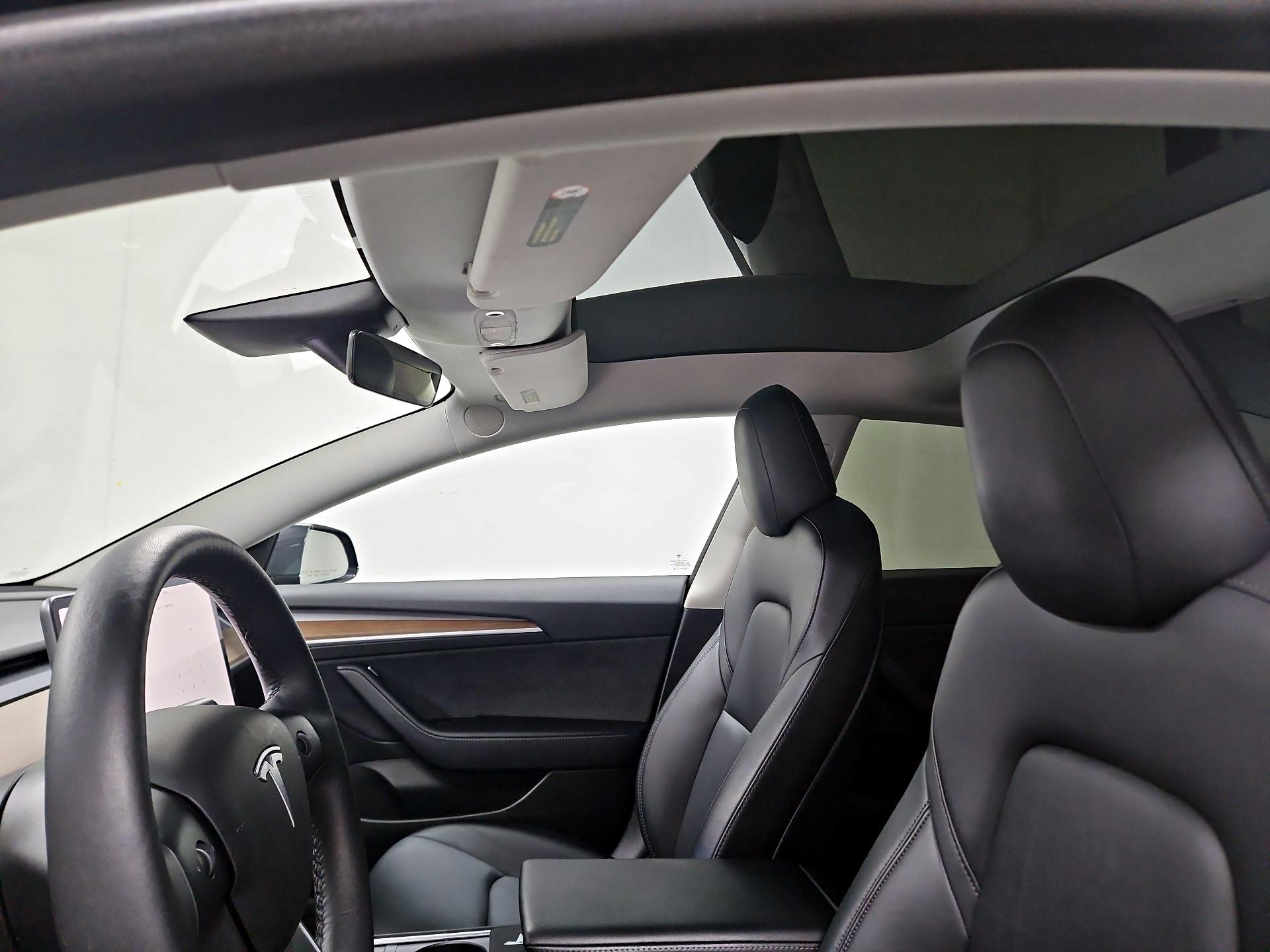 Thumbnail: 2022 Tesla Model 3 - 20