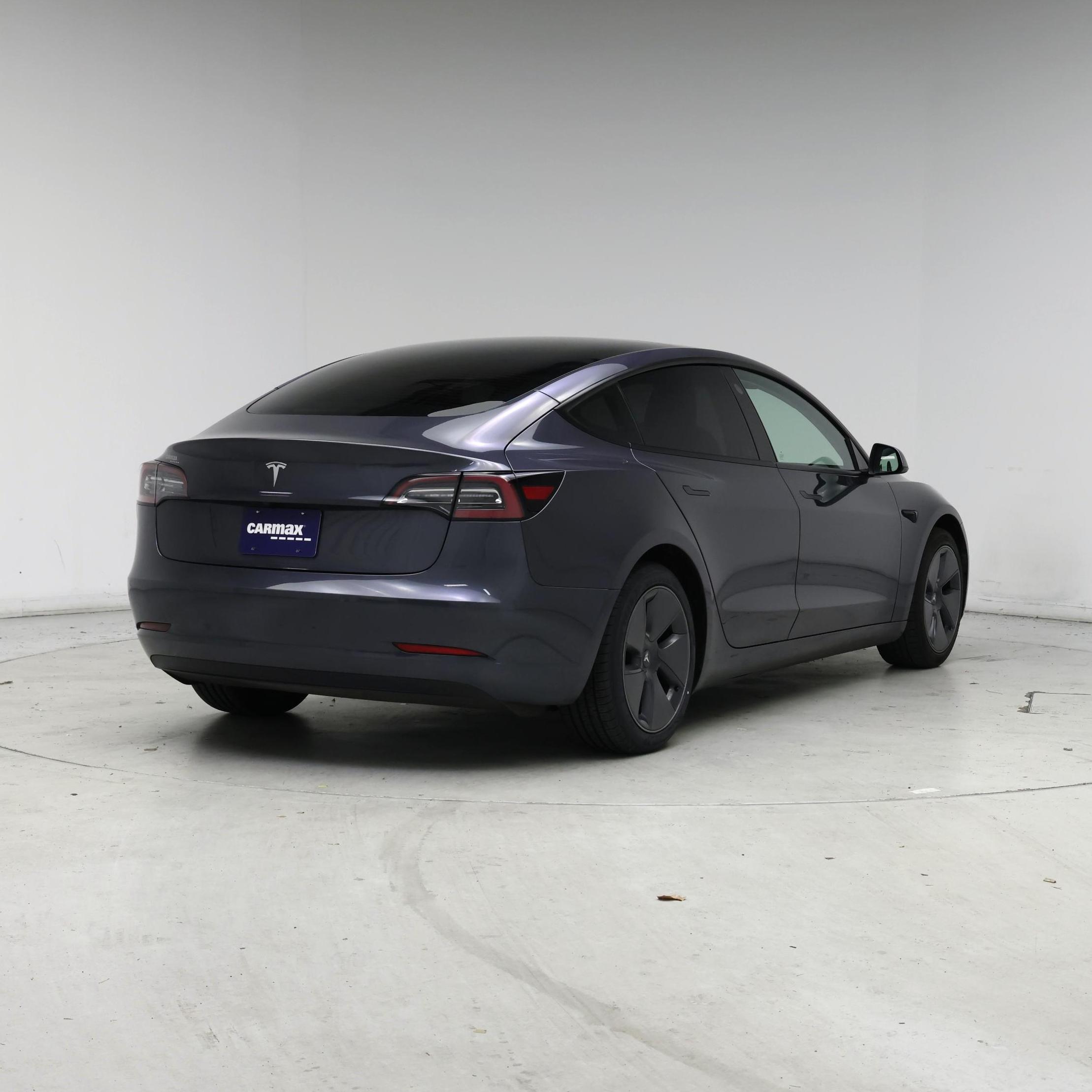 Thumbnail: 2022 Tesla Model 3 - 8