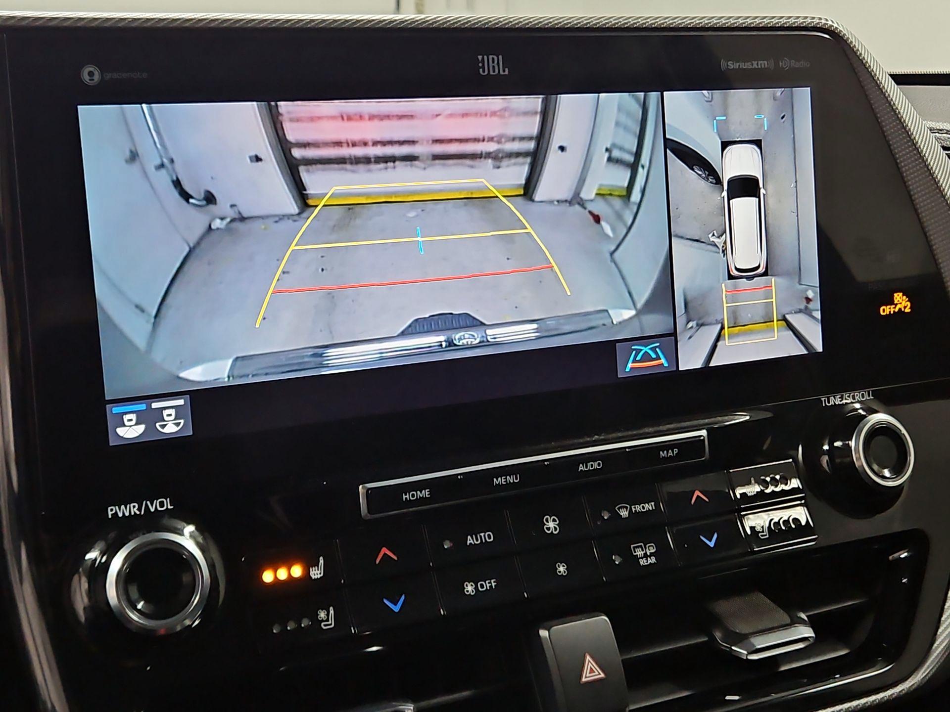 Thumbnail: 2022 Toyota Highlander - 15