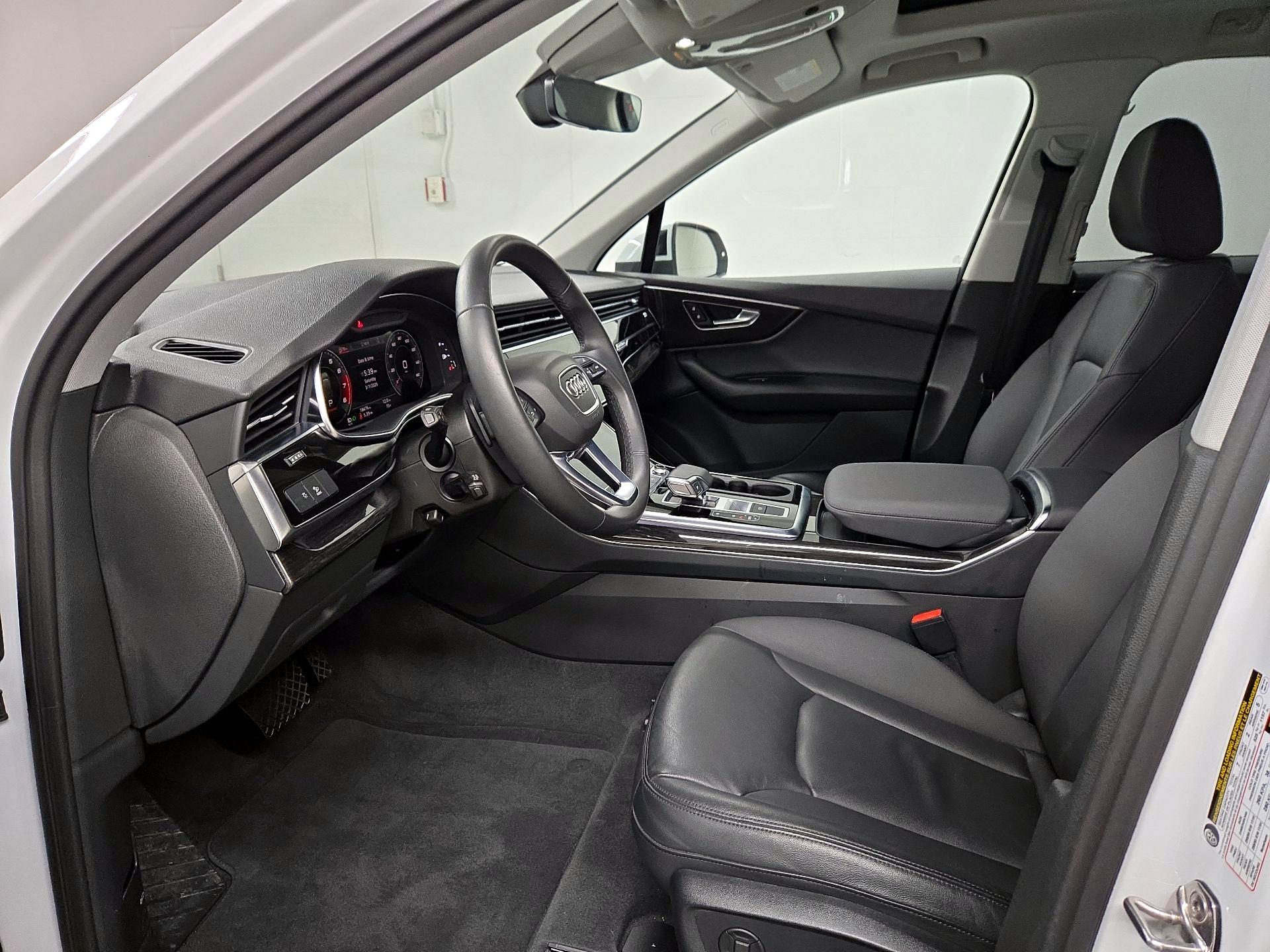 Thumbnail: 2021 Audi Q7 - 11