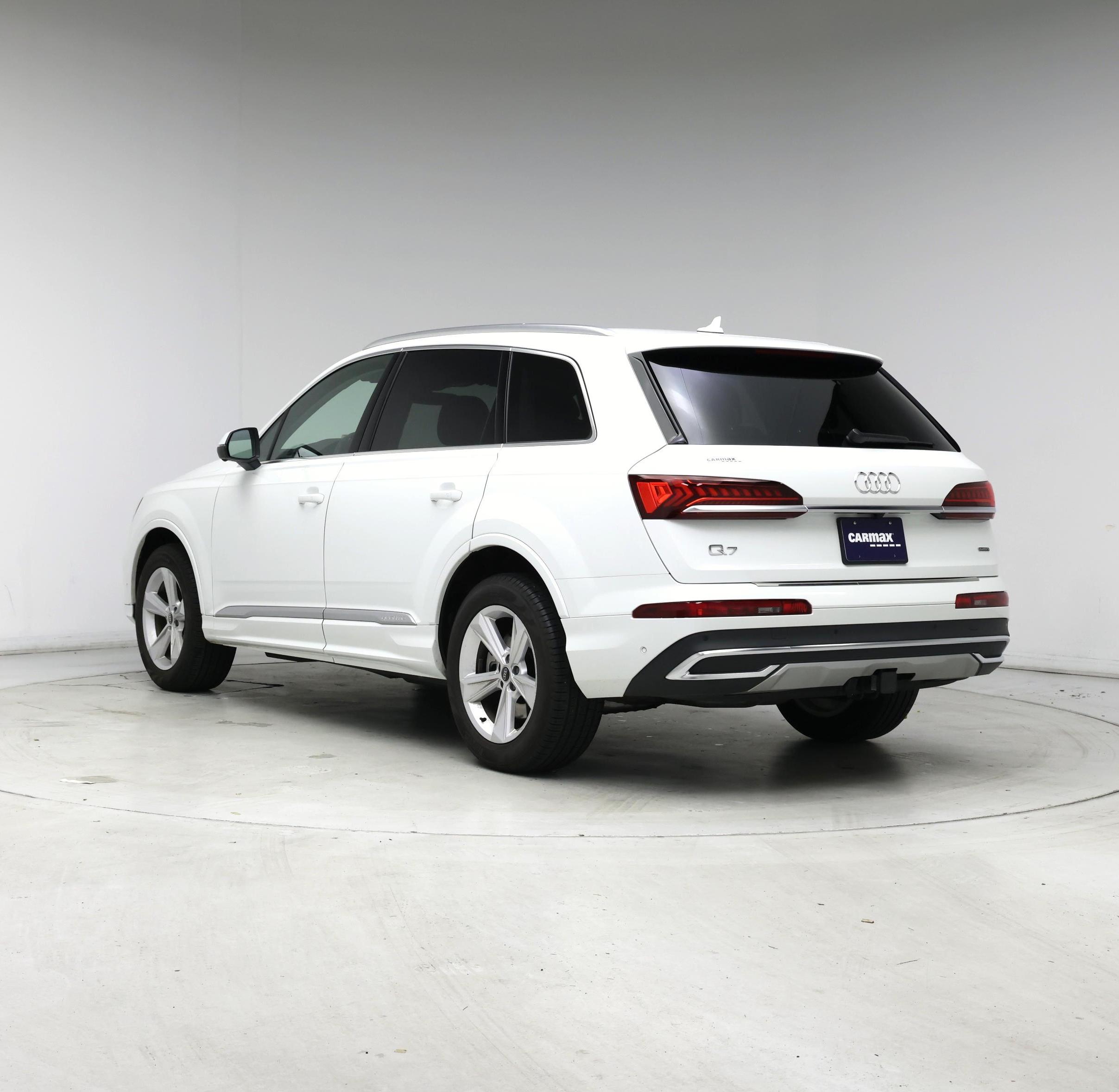 Thumbnail: 2021 Audi Q7 - 2