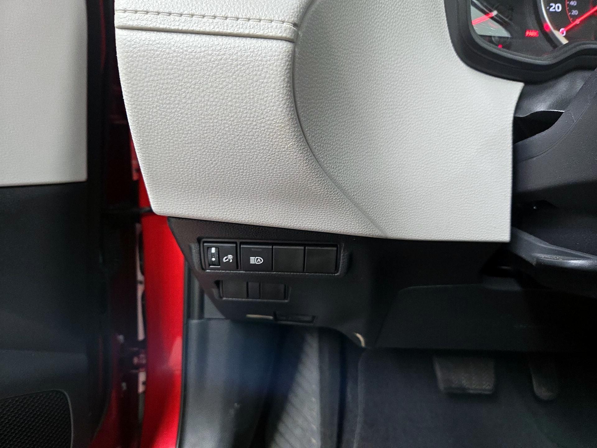 Thumbnail: 2022 Toyota Corolla Cross - 13