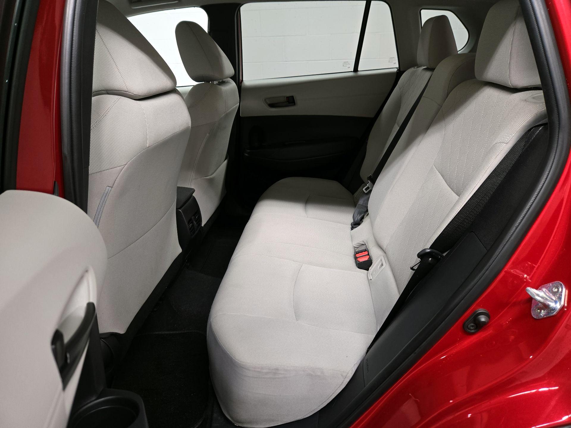 Thumbnail: 2022 Toyota Corolla Cross - 19