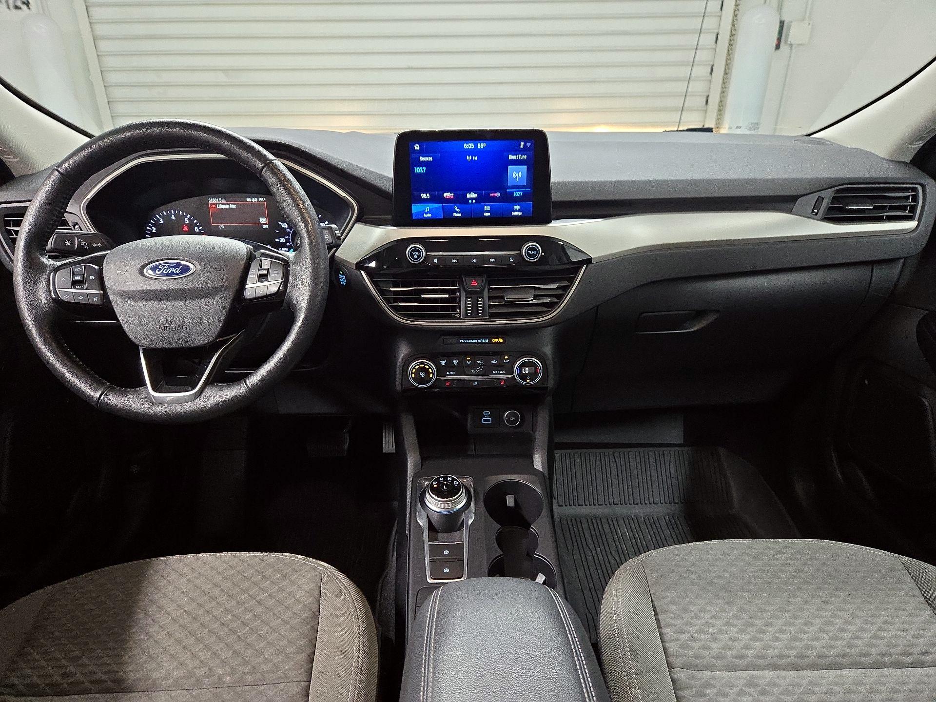 Thumbnail: 2021 Ford Escape - 9