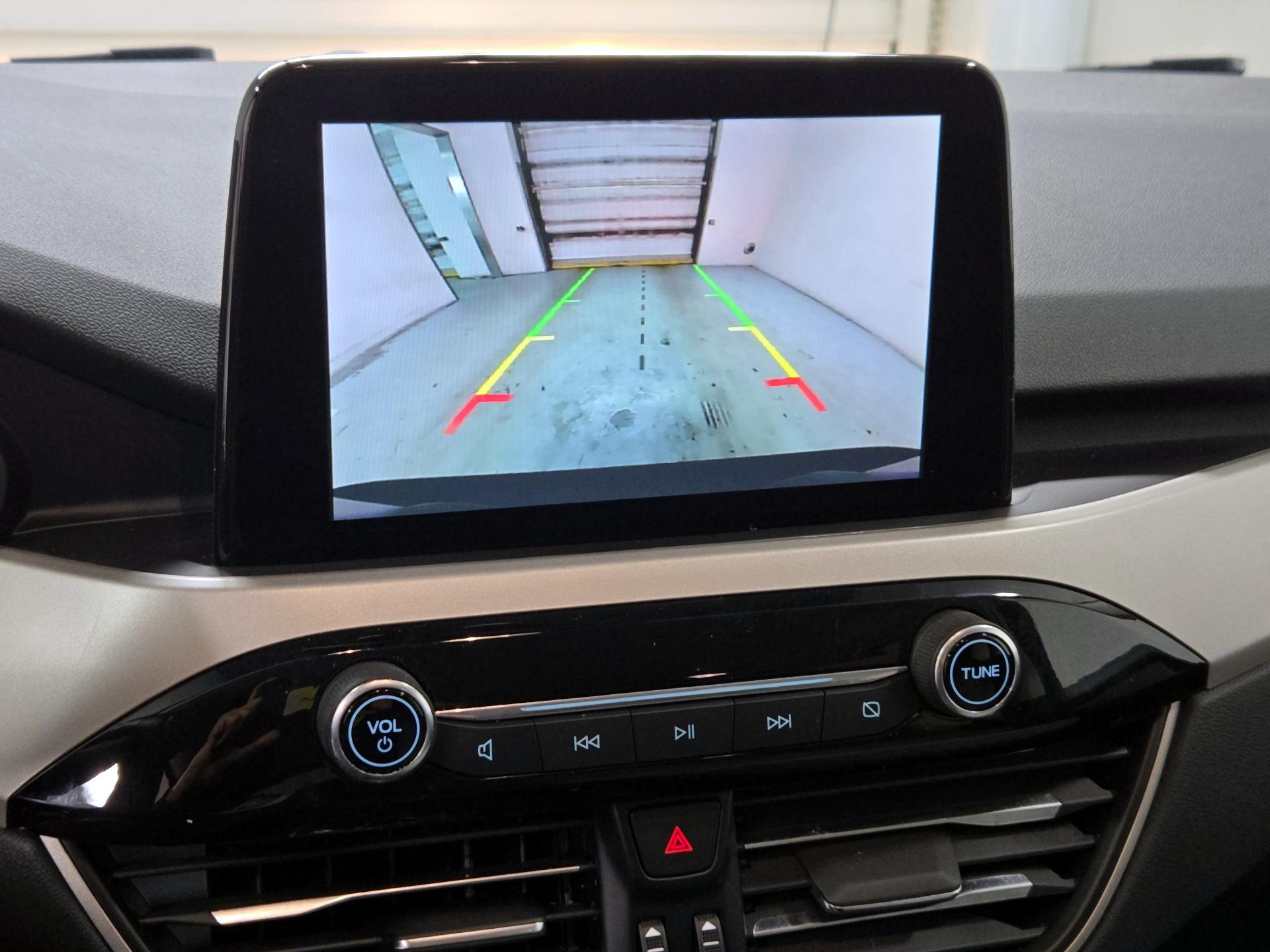 Thumbnail: 2021 Ford Escape - 14