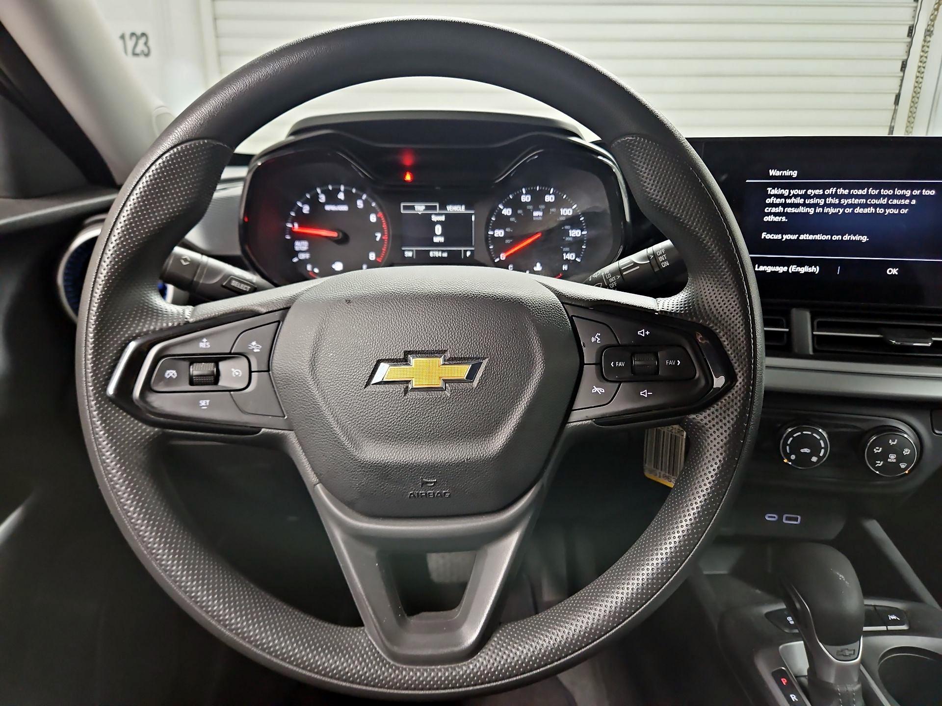 Thumbnail: 2024 Chevrolet Trax - 10