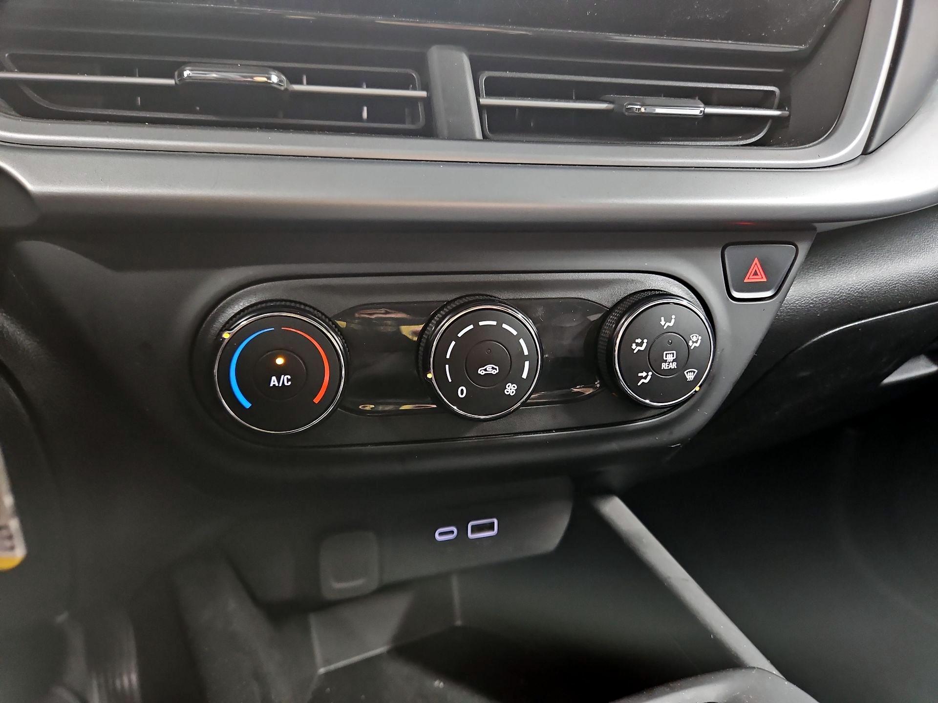 Thumbnail: 2024 Chevrolet Trax - 16