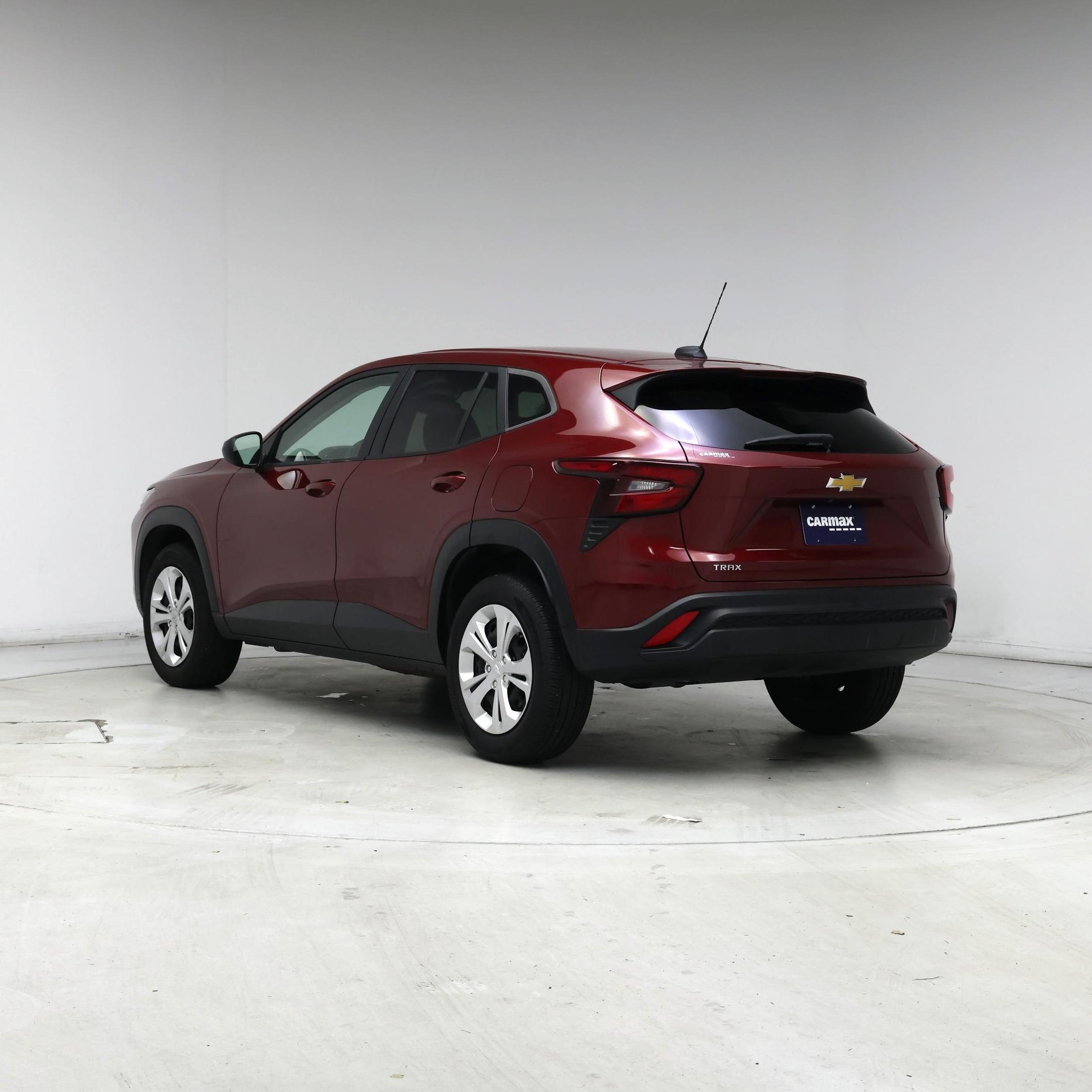Thumbnail: 2024 Chevrolet Trax - 2