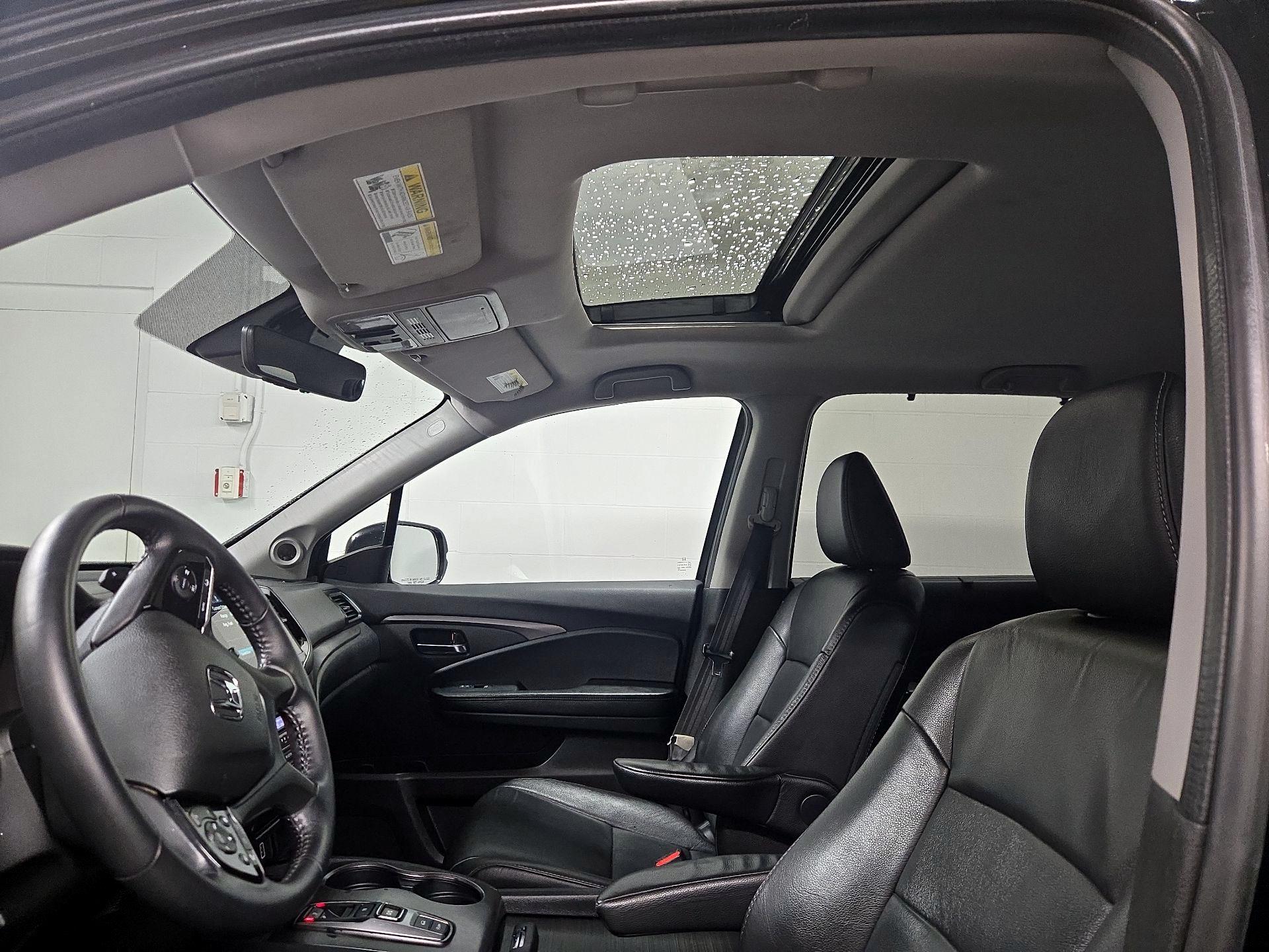 Thumbnail: 2022 Honda Pilot - 19