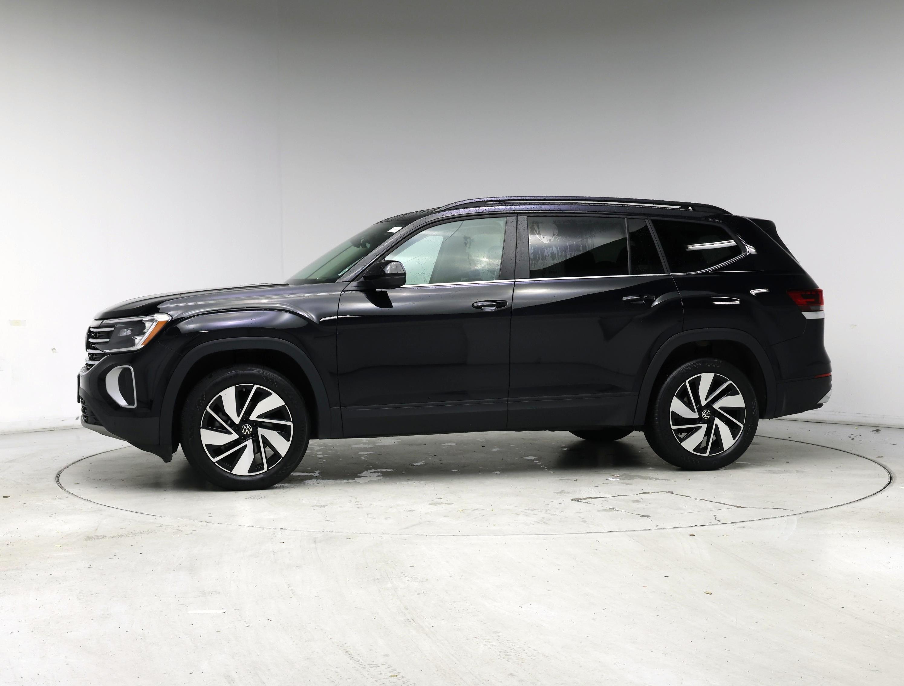 Thumbnail: 2025 Volkswagen Atlas - 3