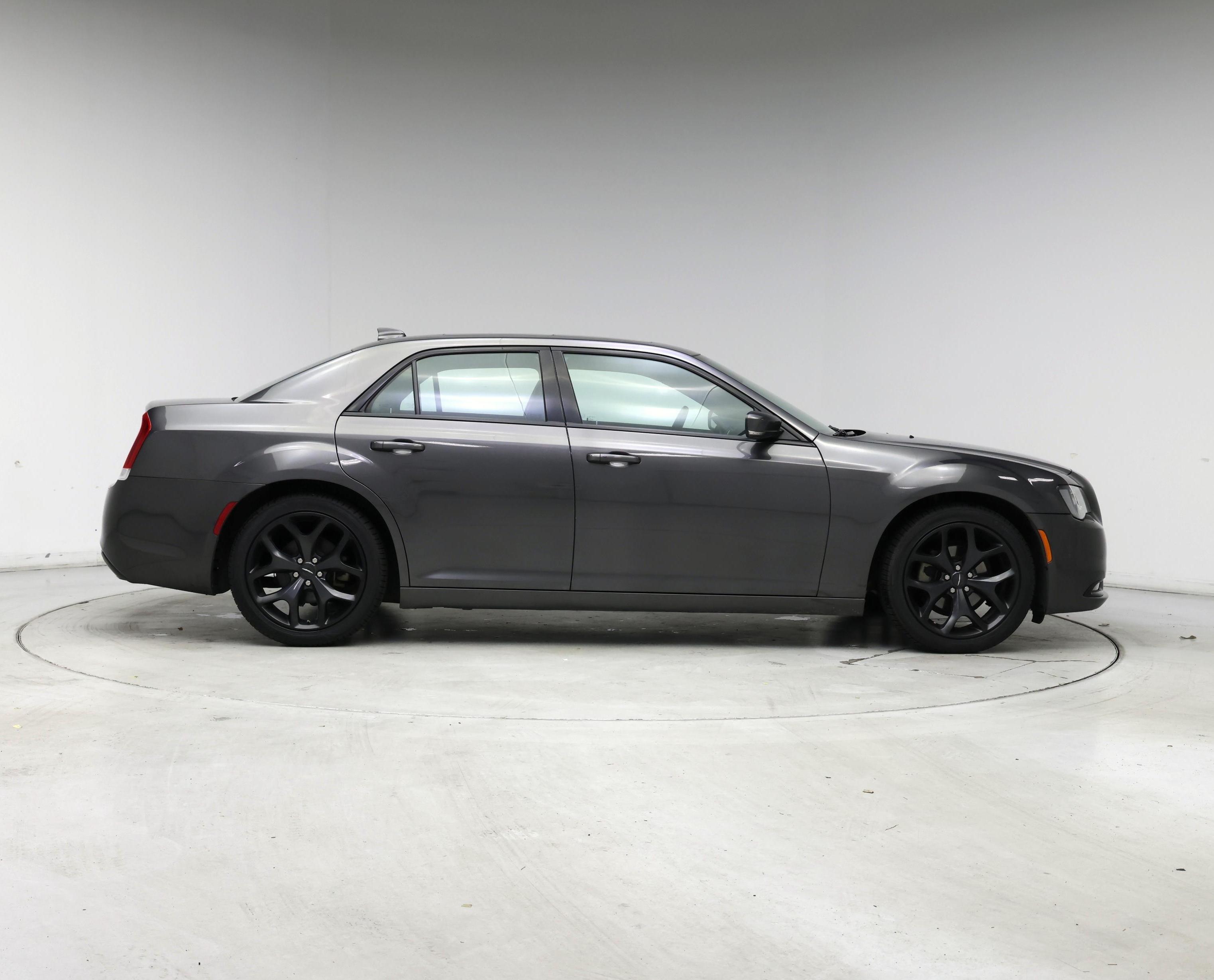 Thumbnail: 2023 Chrysler 300 - 7