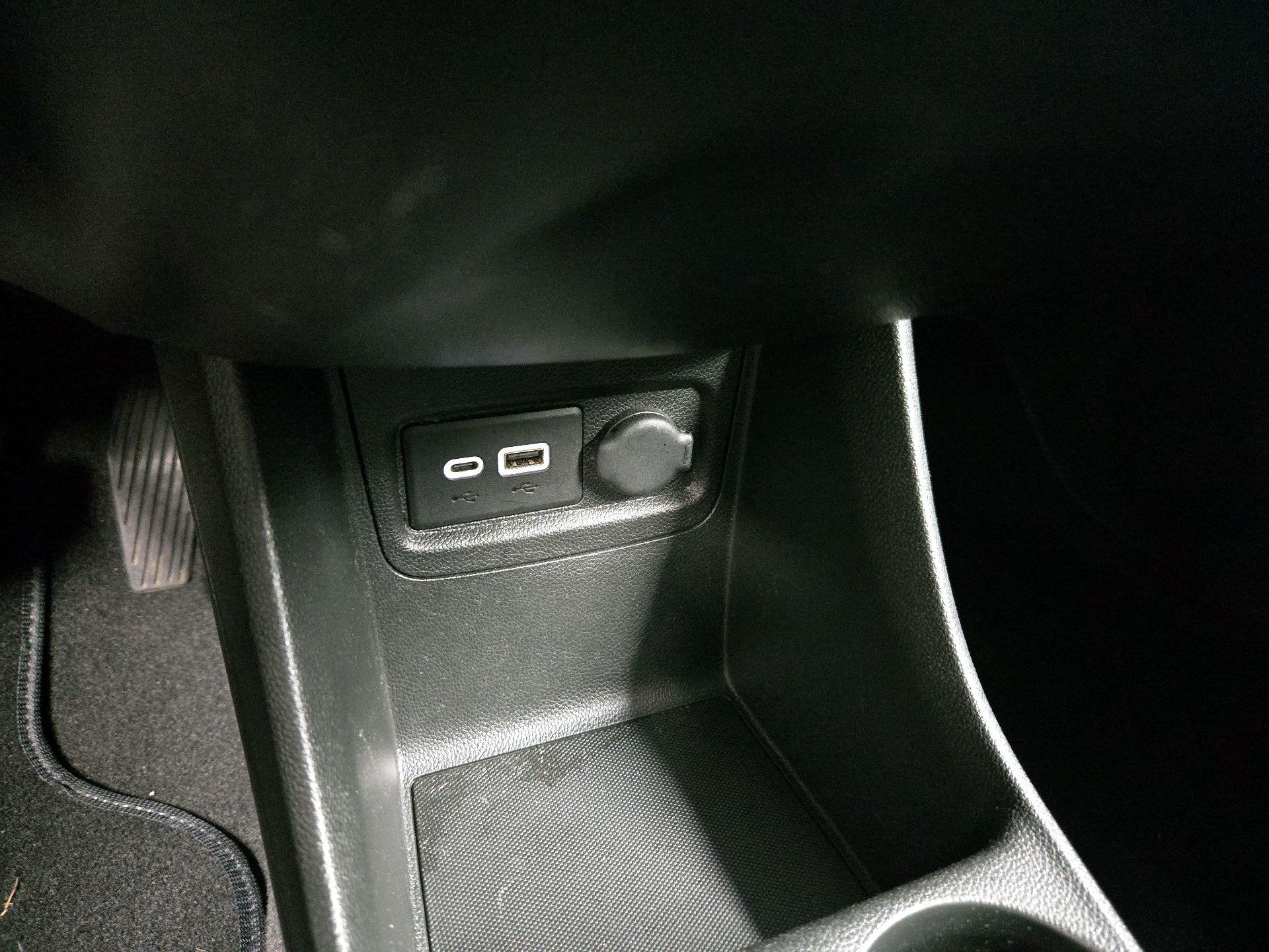 Thumbnail: 2021 Chevrolet Spark - 18