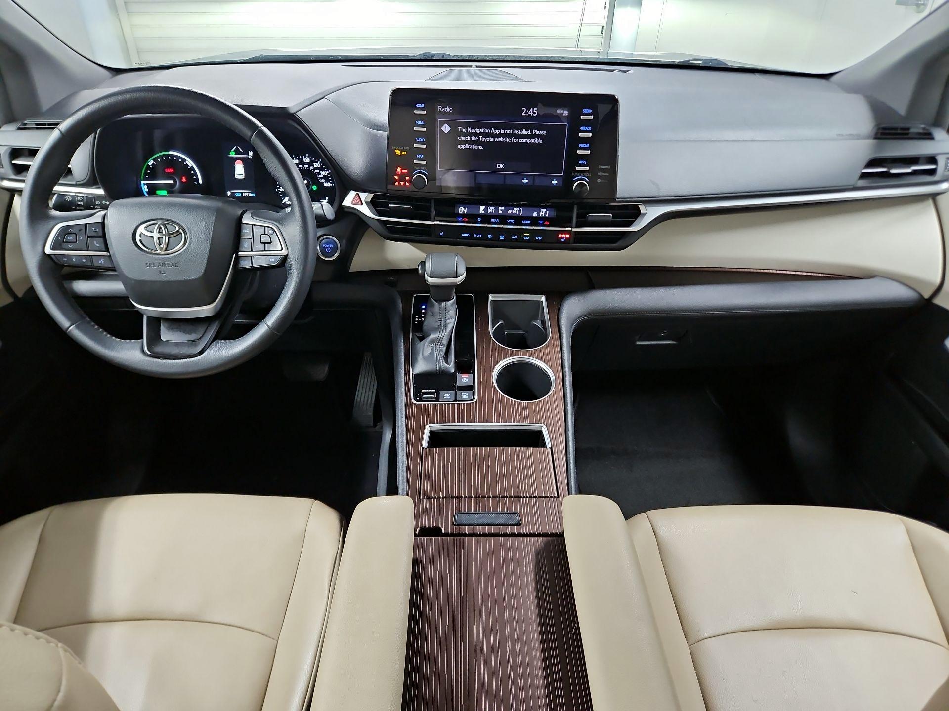 Thumbnail: 2022 Toyota Sienna - 9