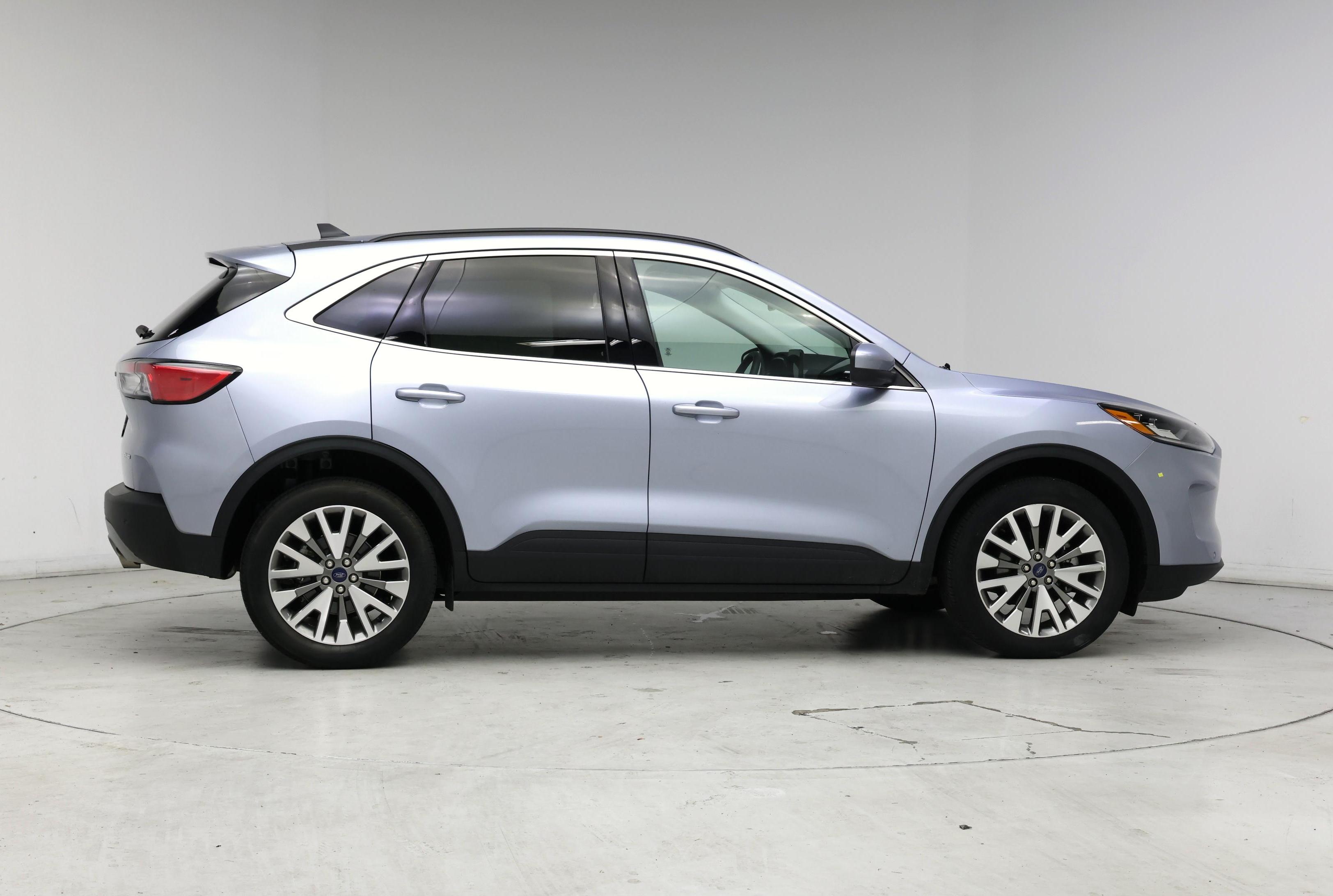 Thumbnail: 2022 Ford Escape - 7