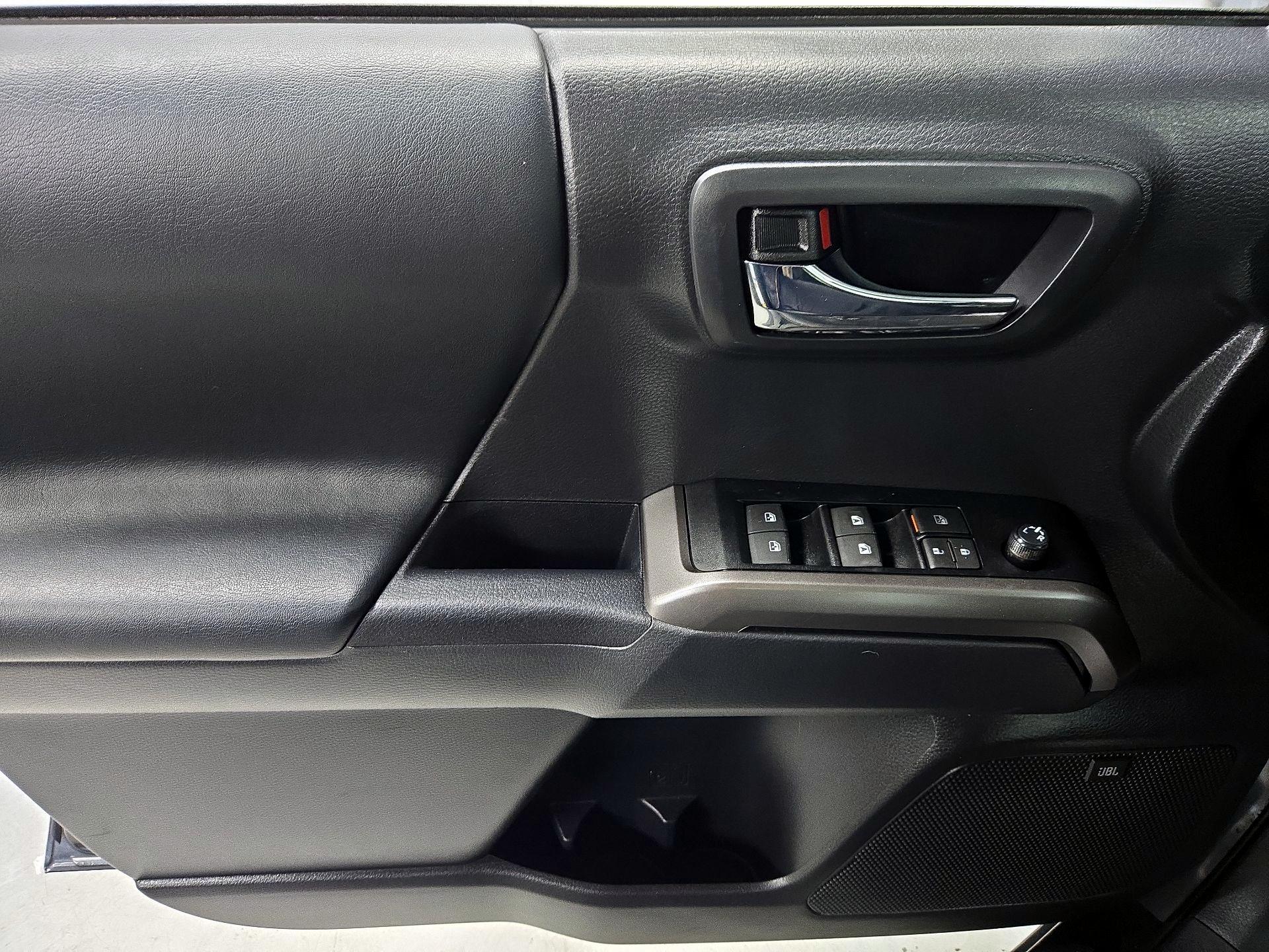 Thumbnail: 2023 Toyota Tacoma - 12