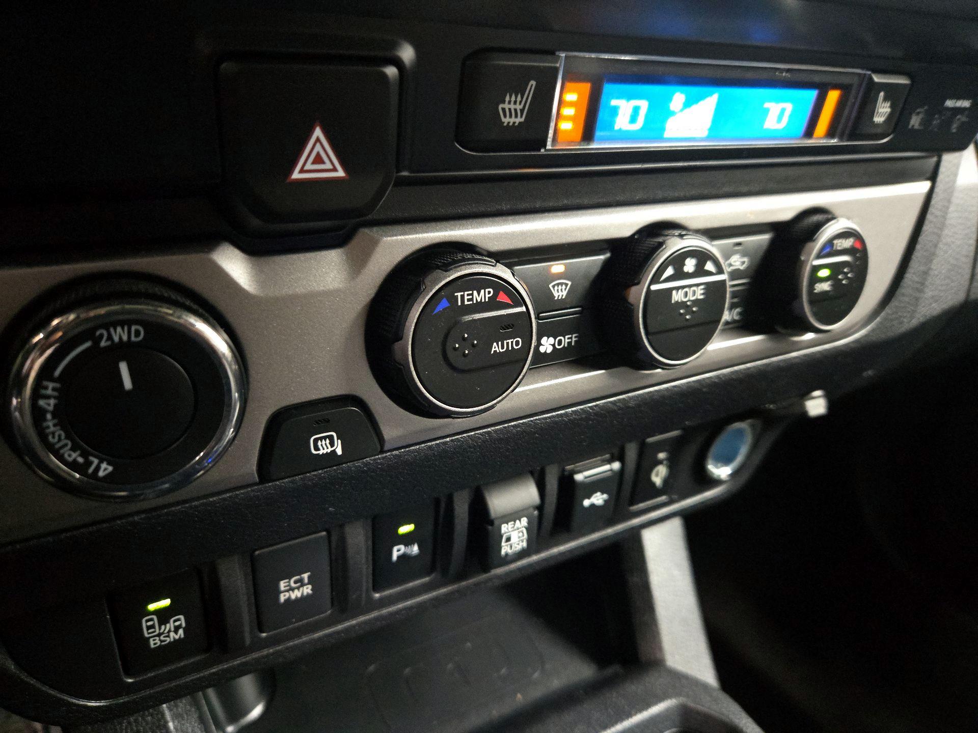 Thumbnail: 2023 Toyota Tacoma - 17