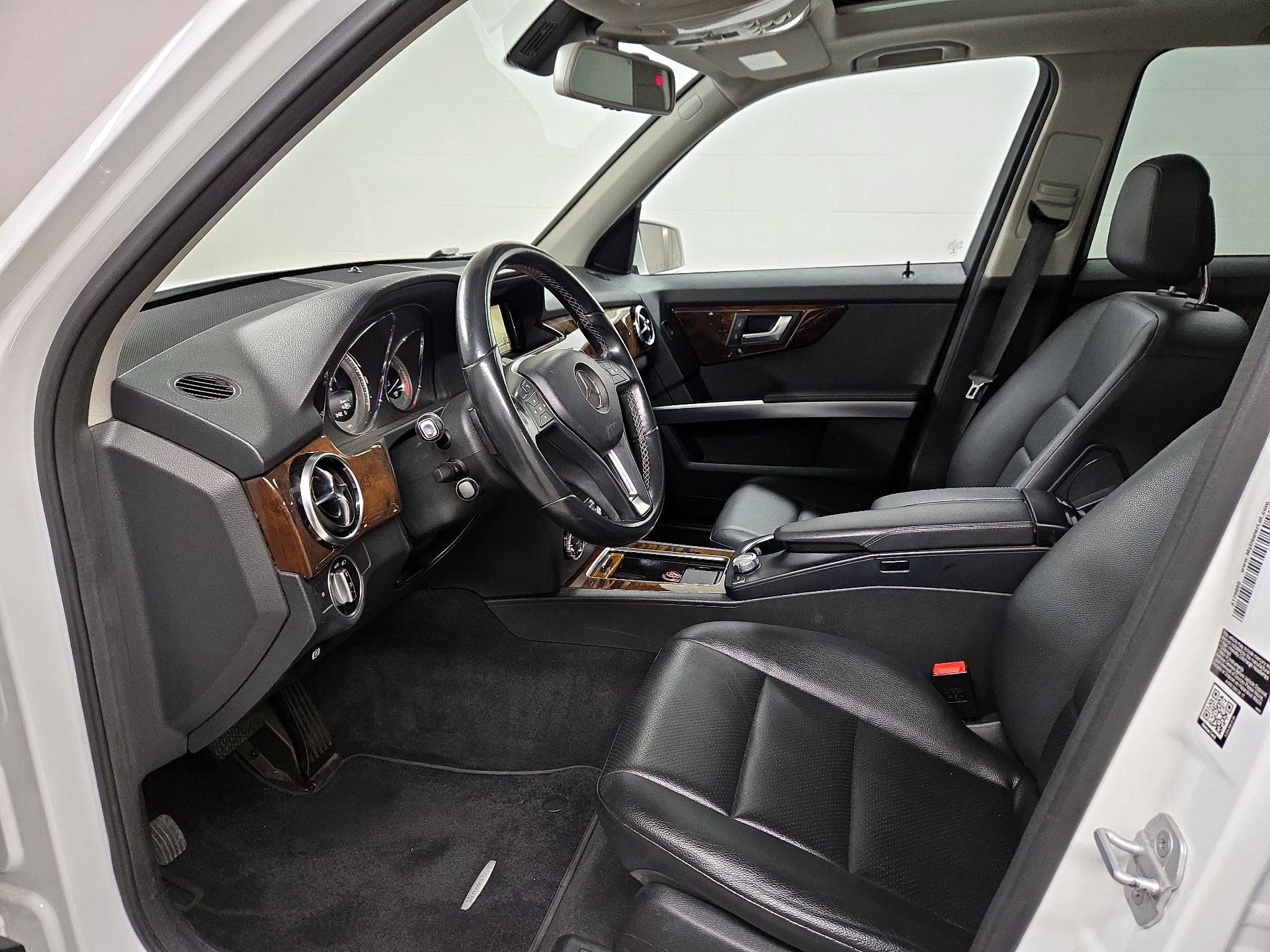 Thumbnail: 2015 Mercedes-Benz GLK - 11