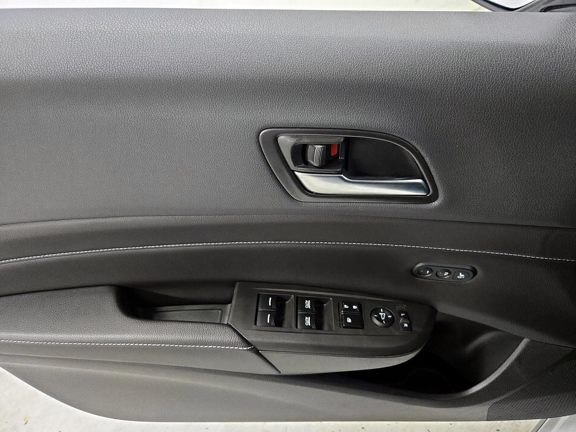 Thumbnail: 2022 Acura ILX - 12