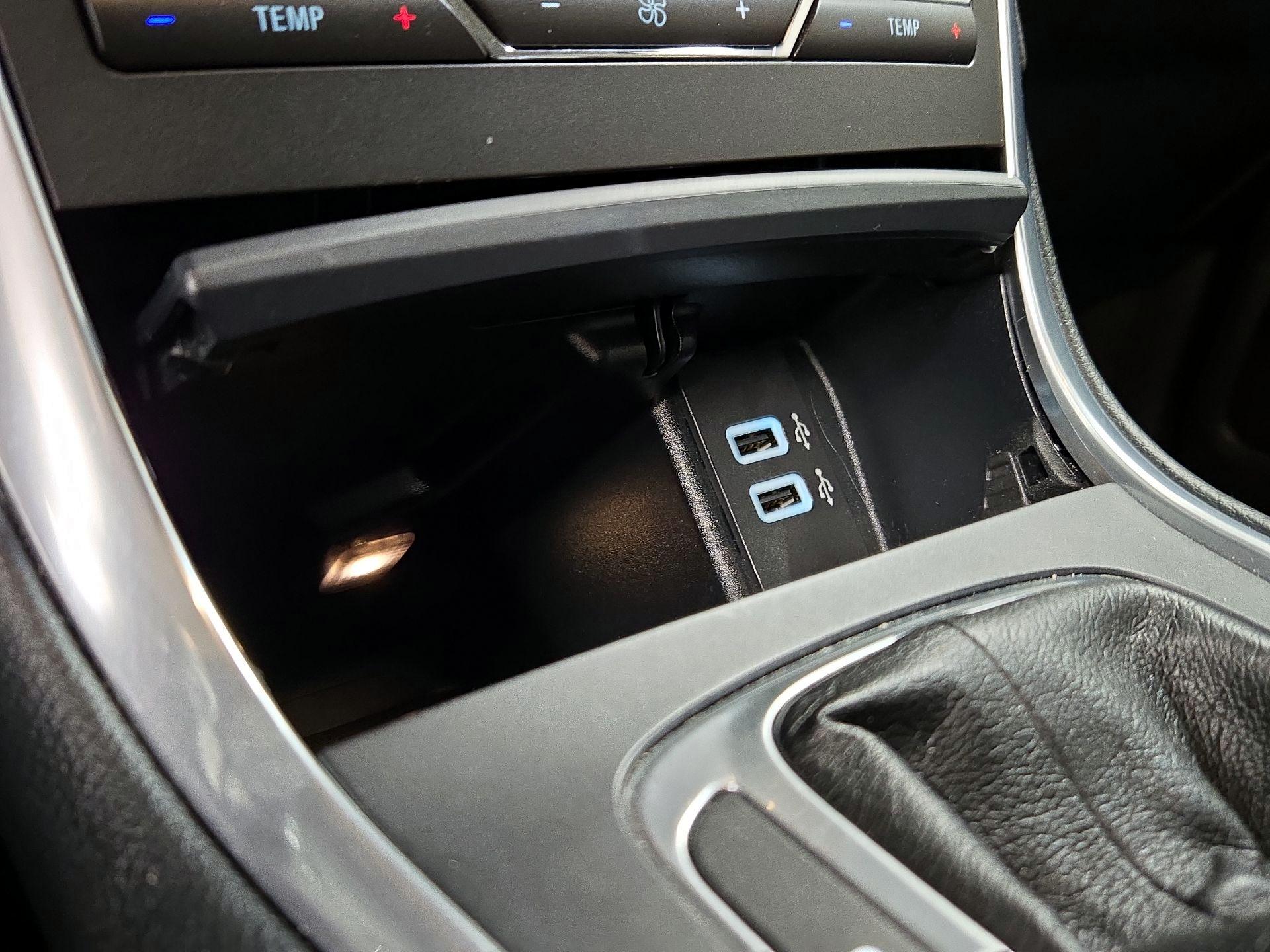 Thumbnail: 2018 Ford Edge - 19