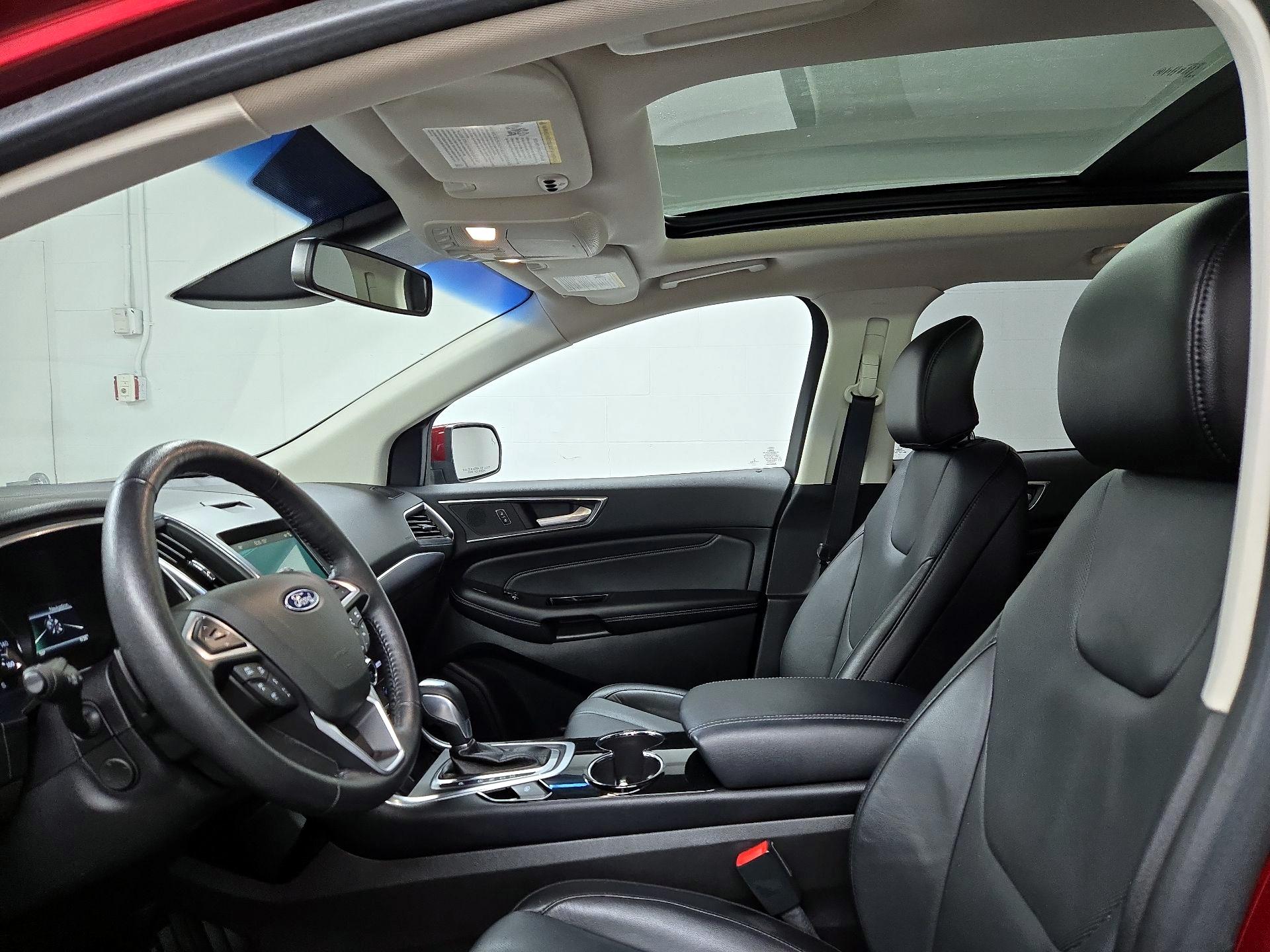 Thumbnail: 2018 Ford Edge - 20