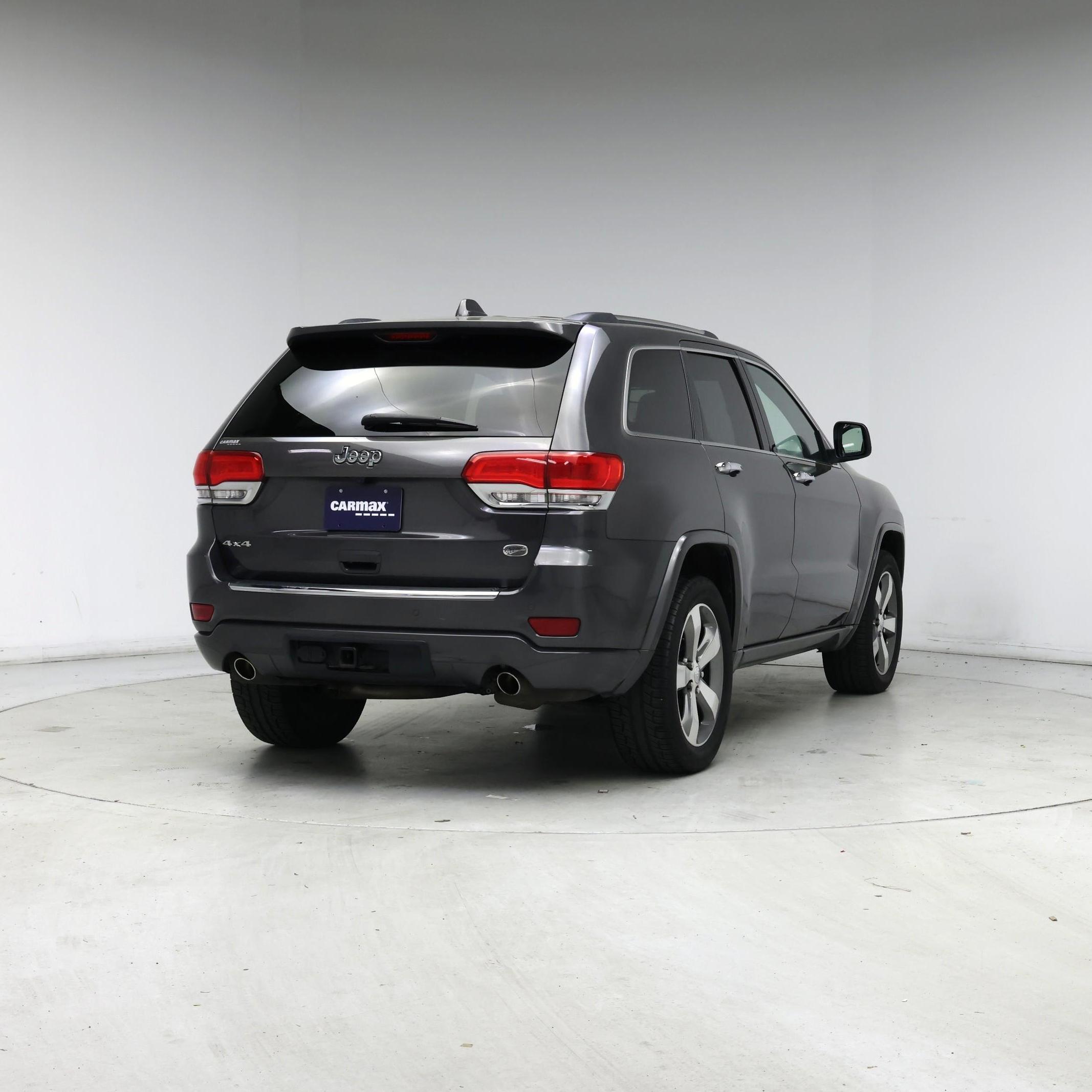 Thumbnail: 2015 Jeep Grand Cherokee - 8