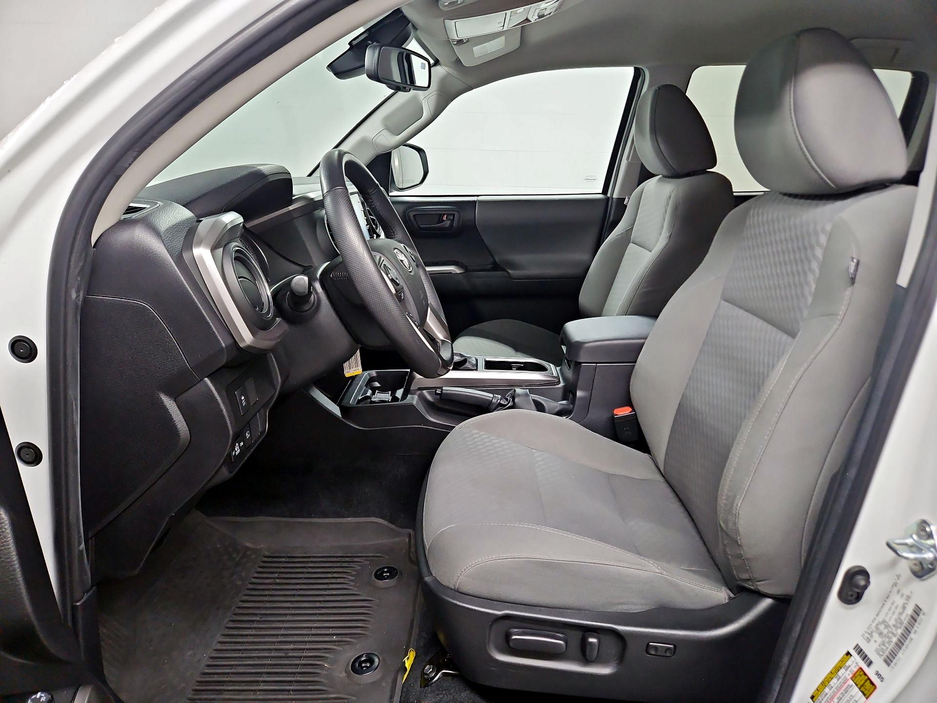 Thumbnail: 2022 Toyota Tacoma - 11