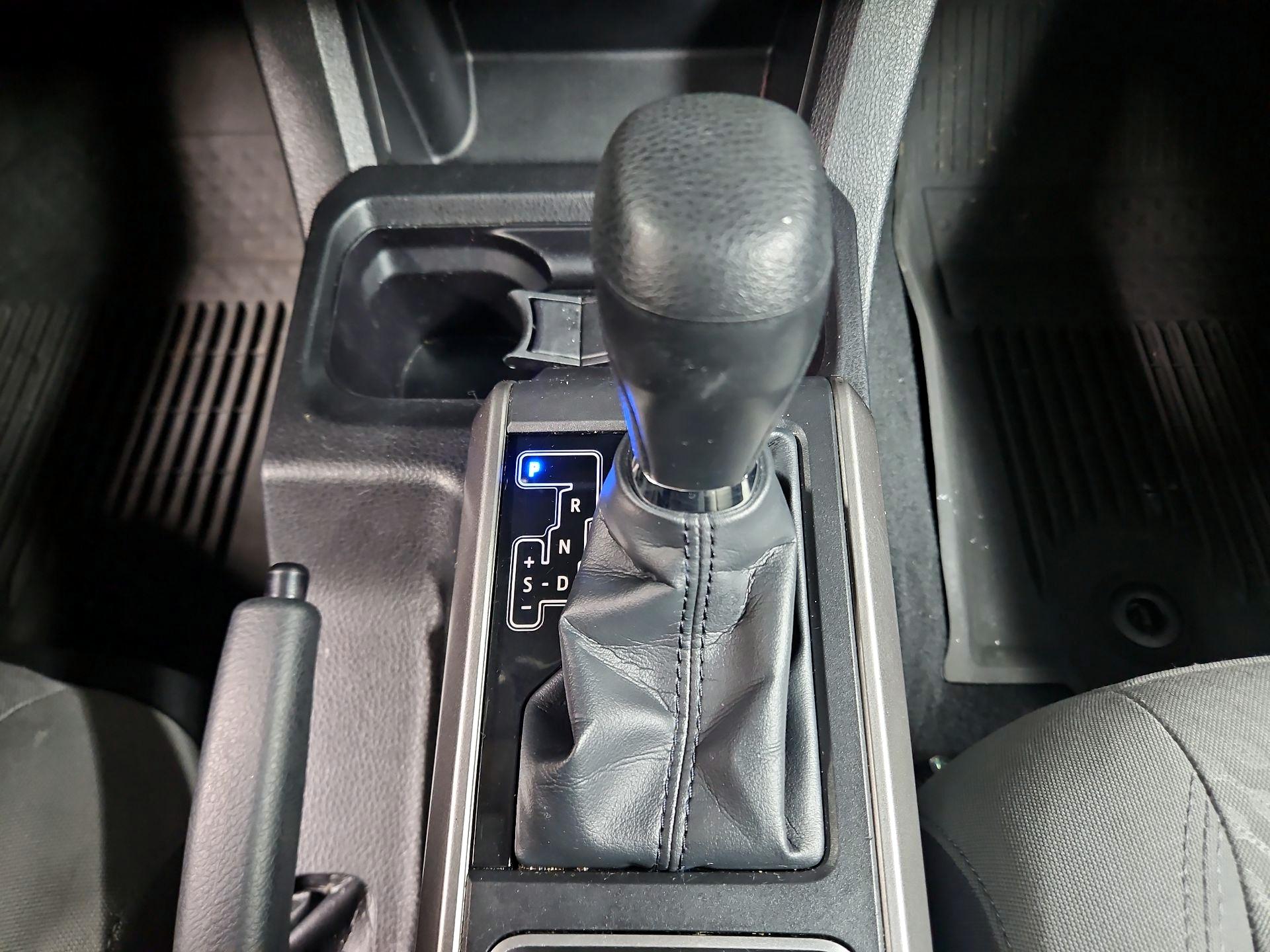 Thumbnail: 2022 Toyota Tacoma - 17