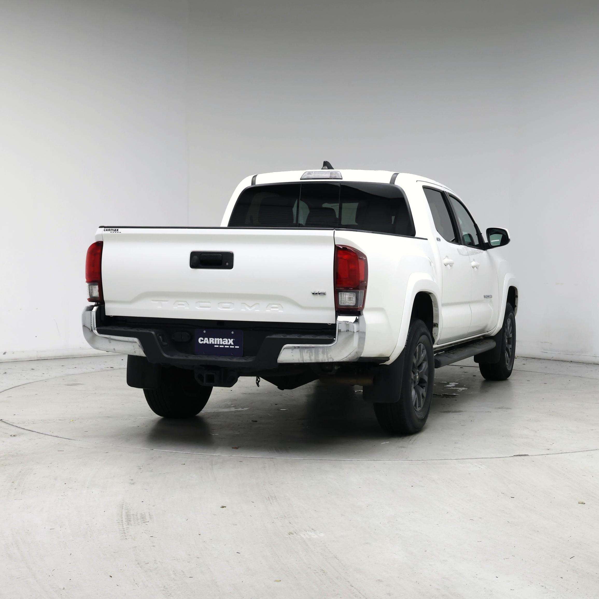 Thumbnail: 2022 Toyota Tacoma - 8