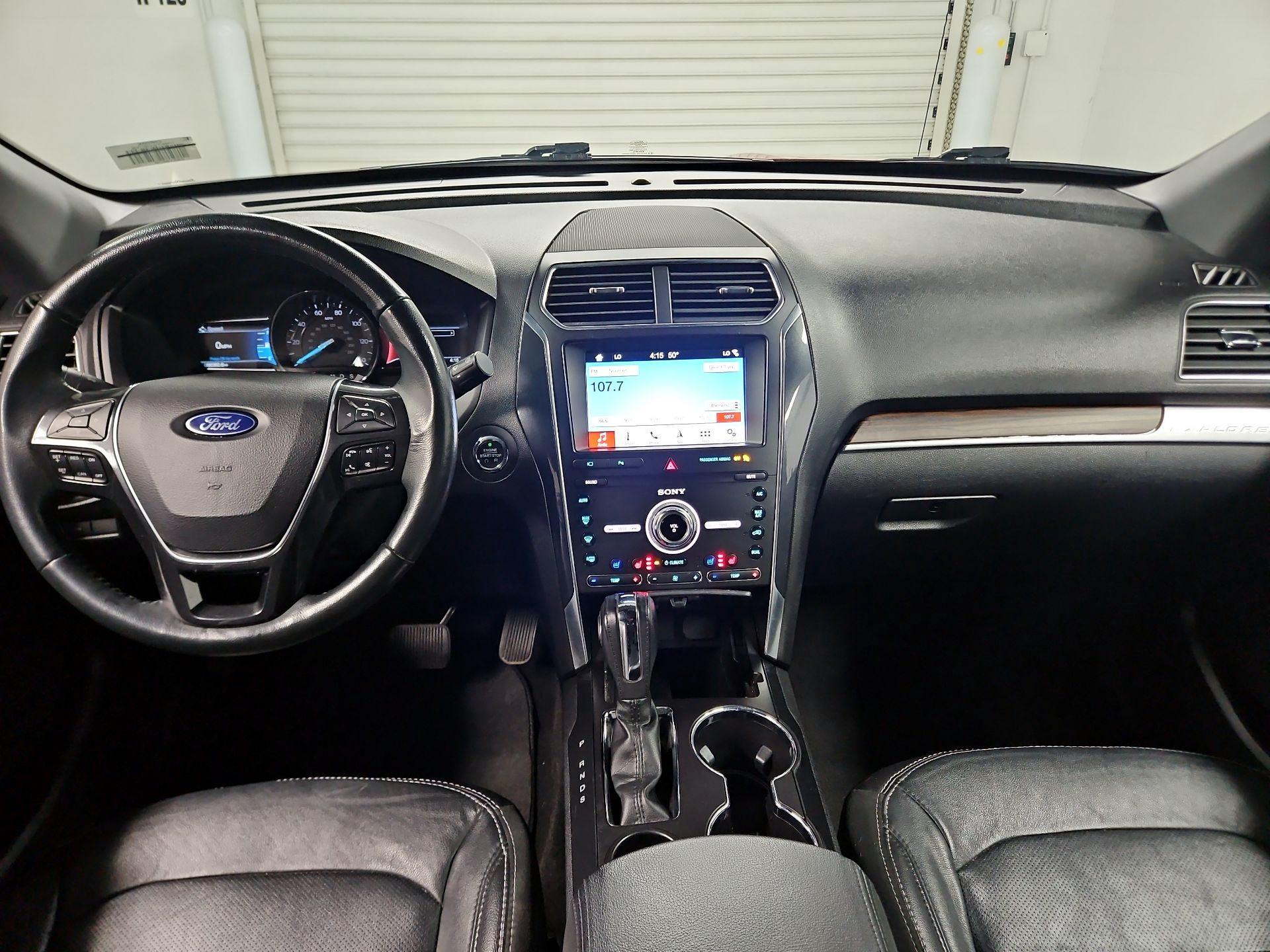 Thumbnail: 2019 Ford Explorer - 9