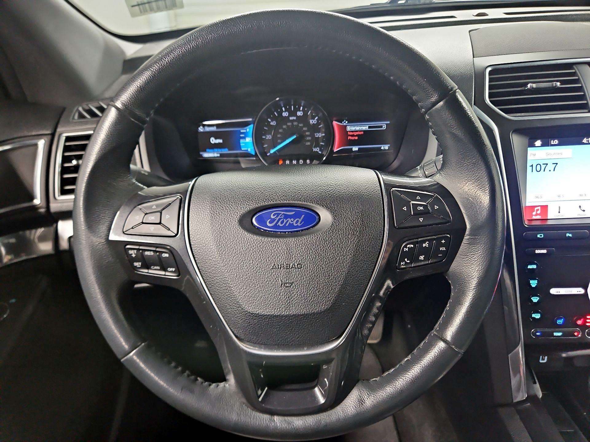 Thumbnail: 2019 Ford Explorer - 10