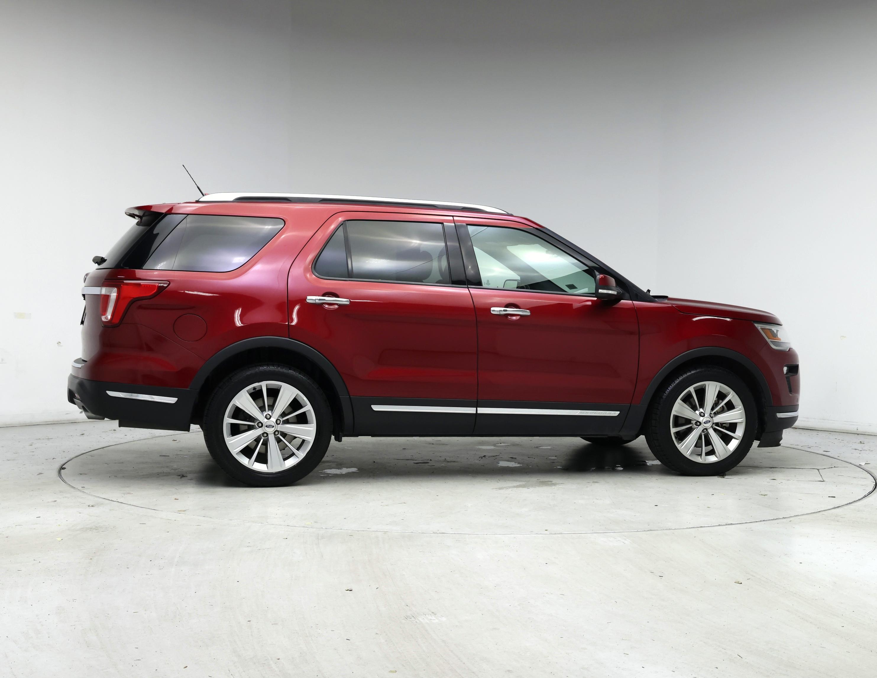 Thumbnail: 2019 Ford Explorer - 7