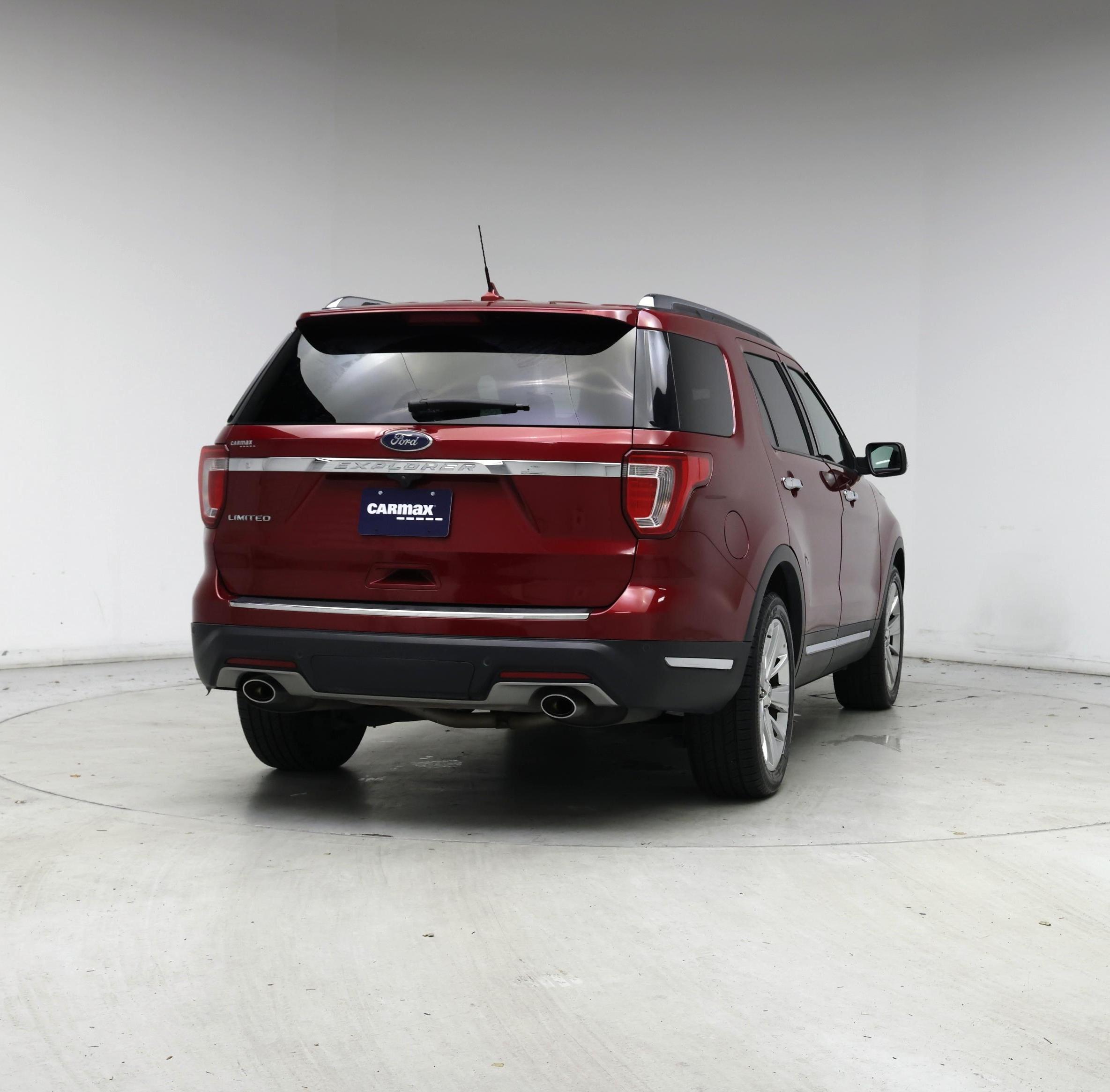 Thumbnail: 2019 Ford Explorer - 8