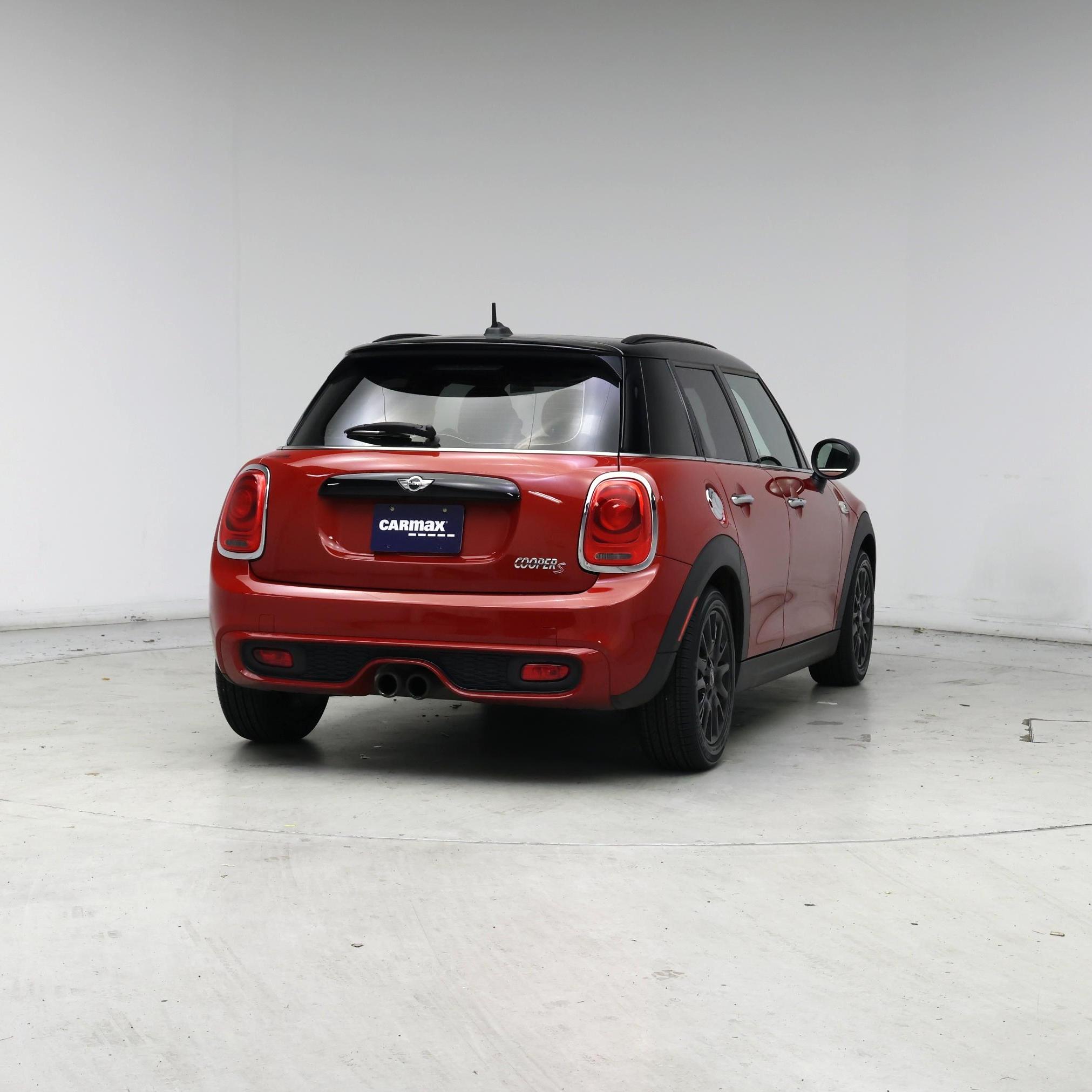 Thumbnail: 2016 MINI Cooper Hardtop - 8