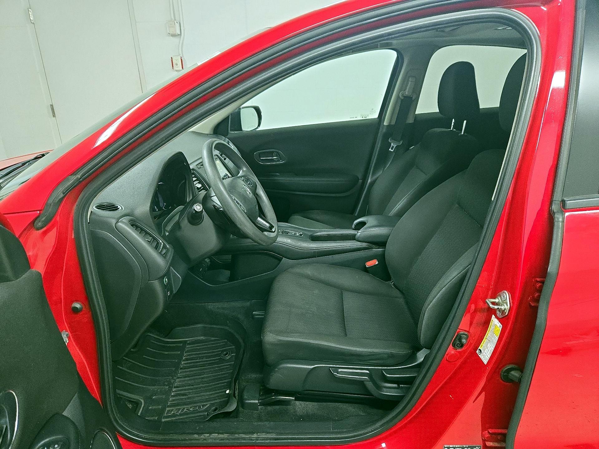 Thumbnail: 2017 Honda HR-V - 11