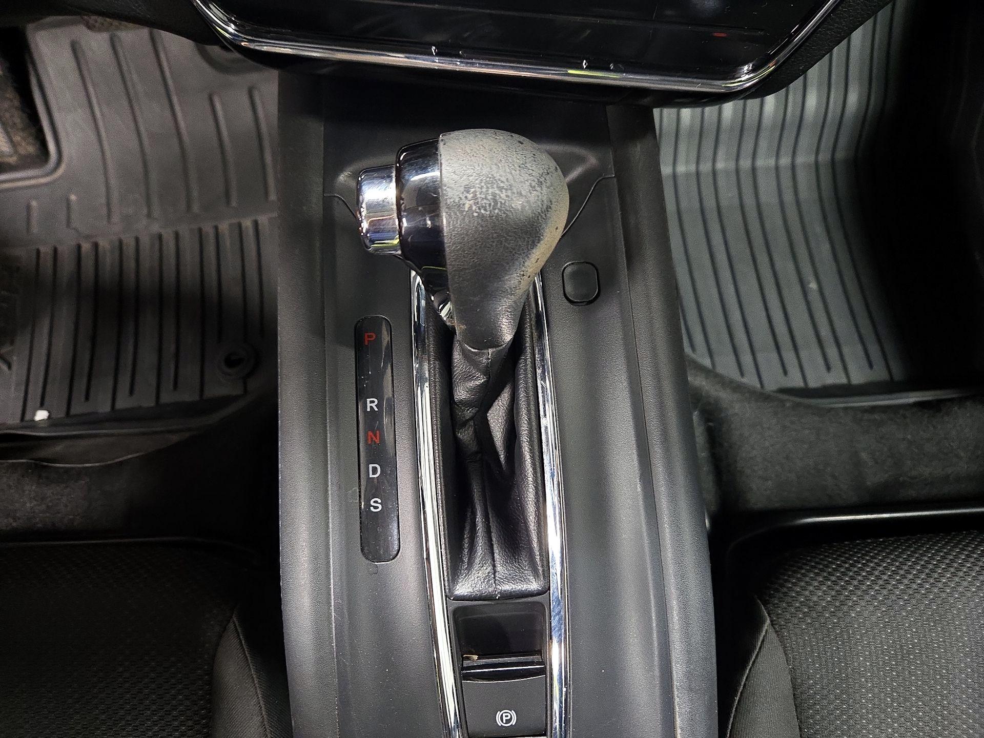 Thumbnail: 2017 Honda HR-V - 17