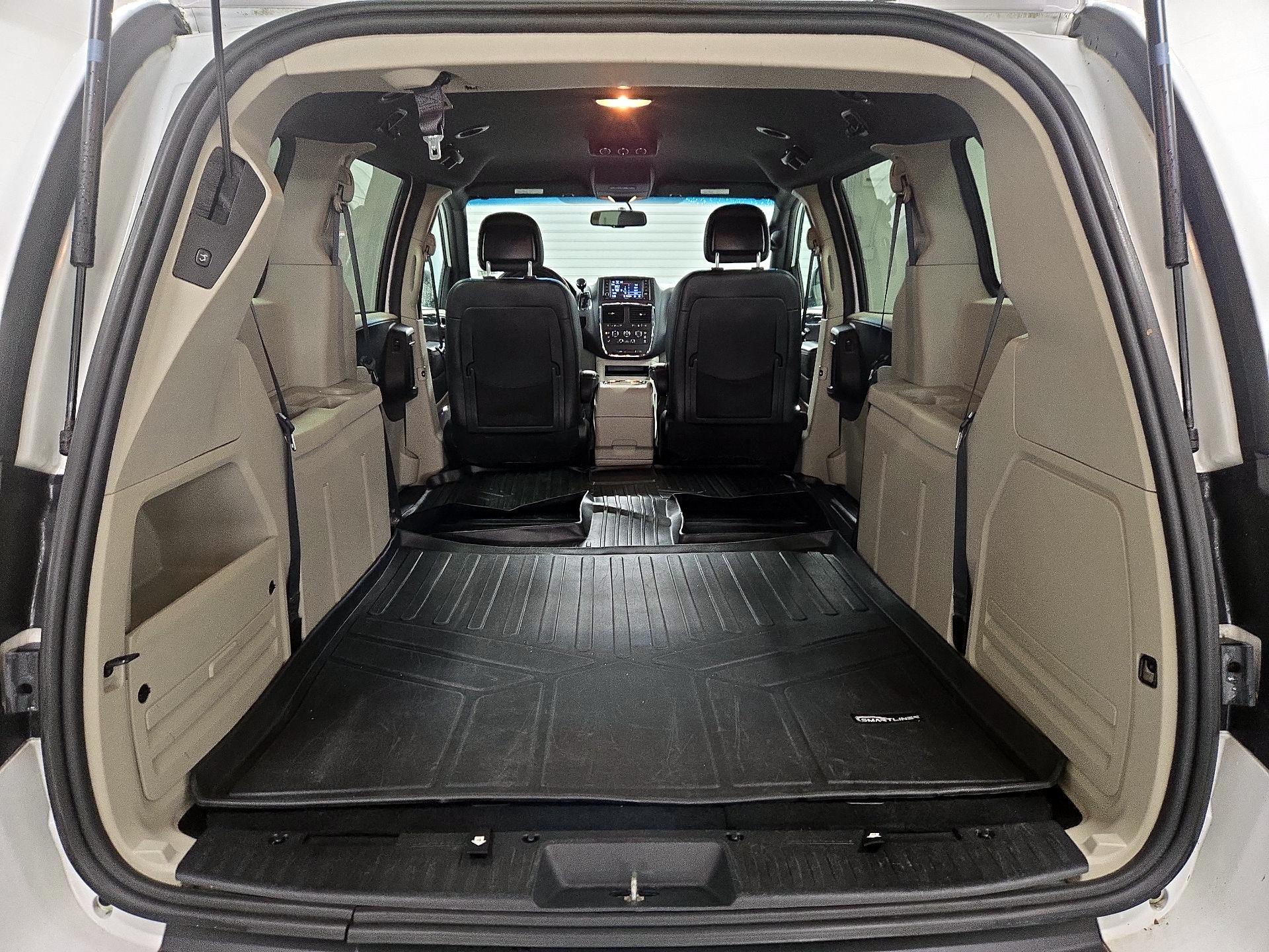 Thumbnail: 2018 Dodge Grand Caravan - 20